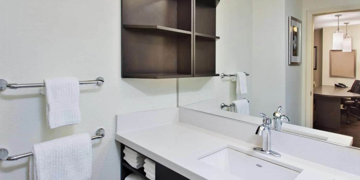 Sonesta Simply Suites Houston Brookhollow
