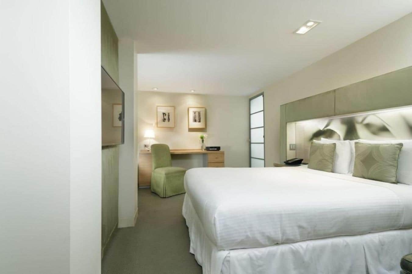Shoreham Hotel