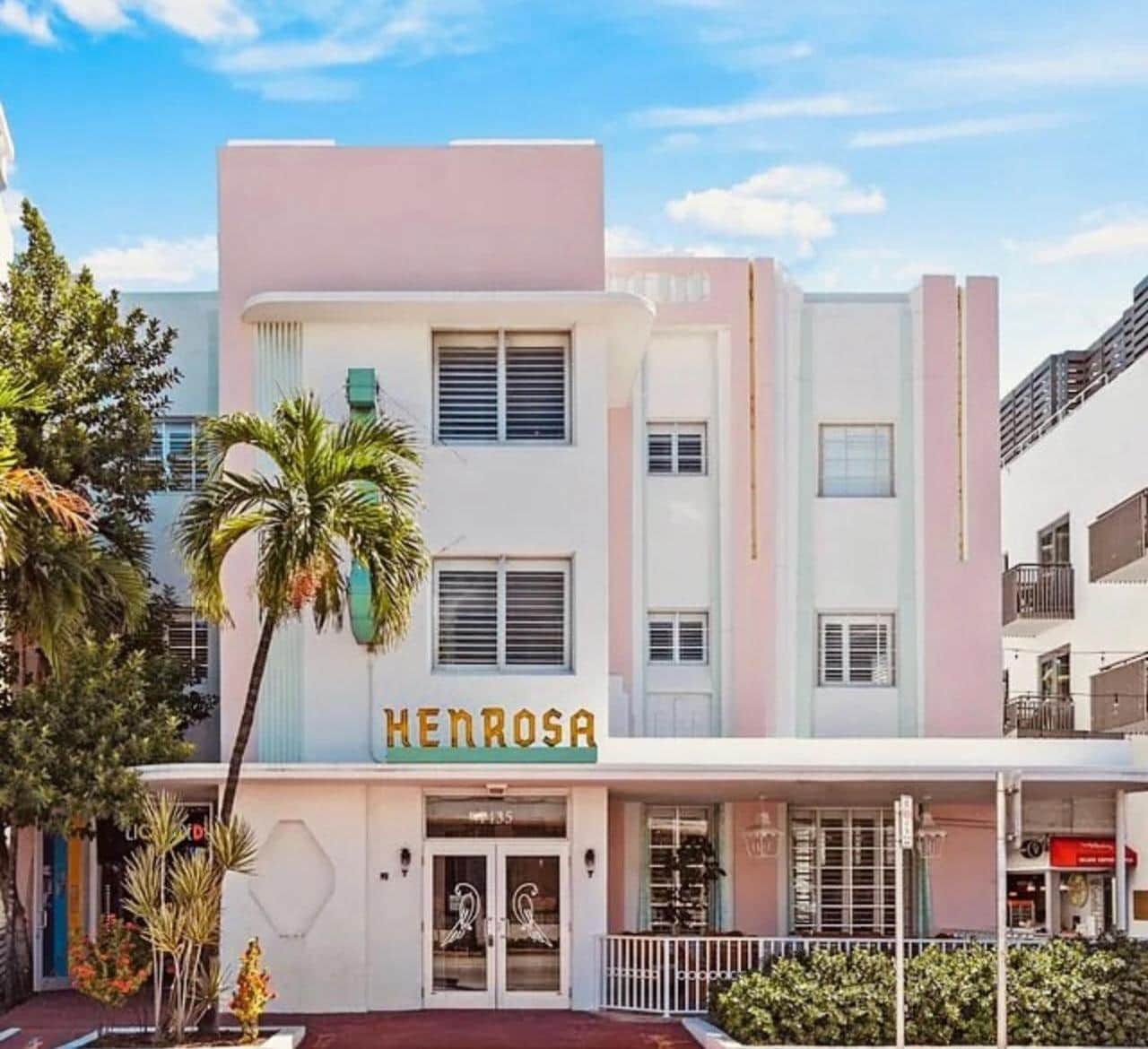 Henrosa Hotel