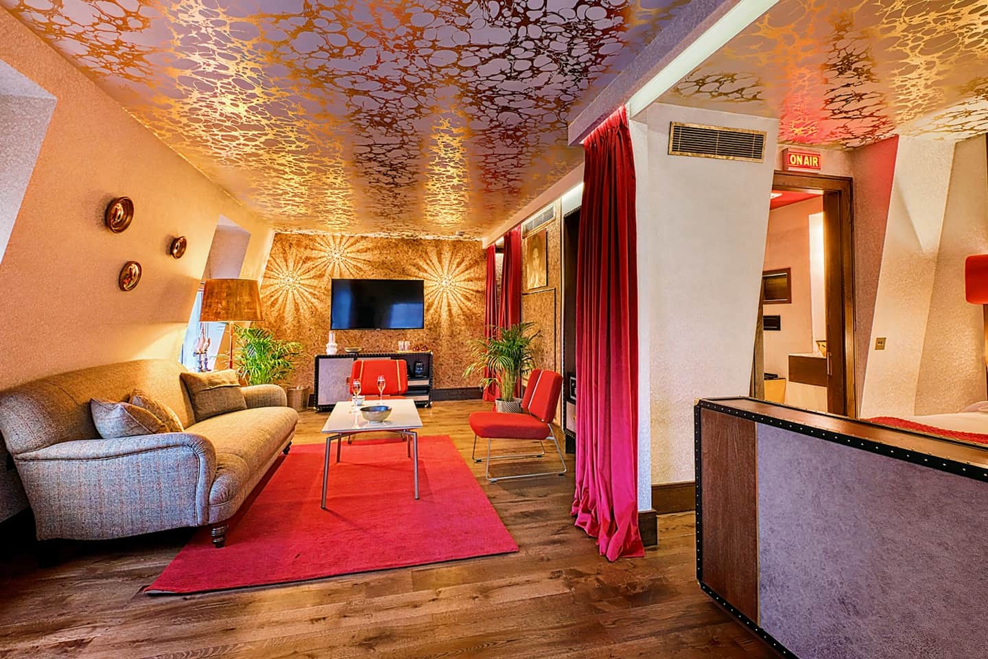 Hotel Megaro