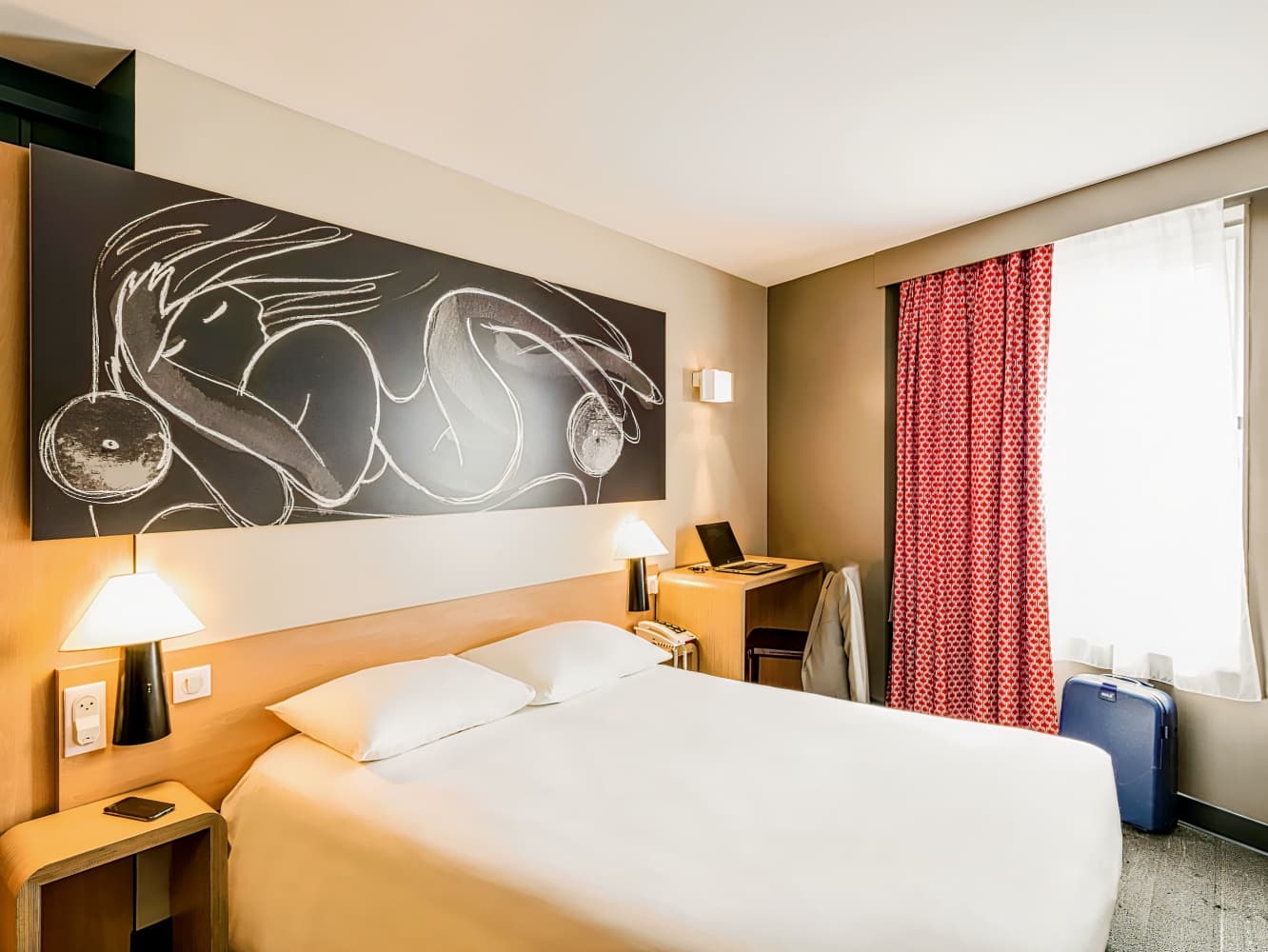 IBIS ORLEANS CENTRE FOCH