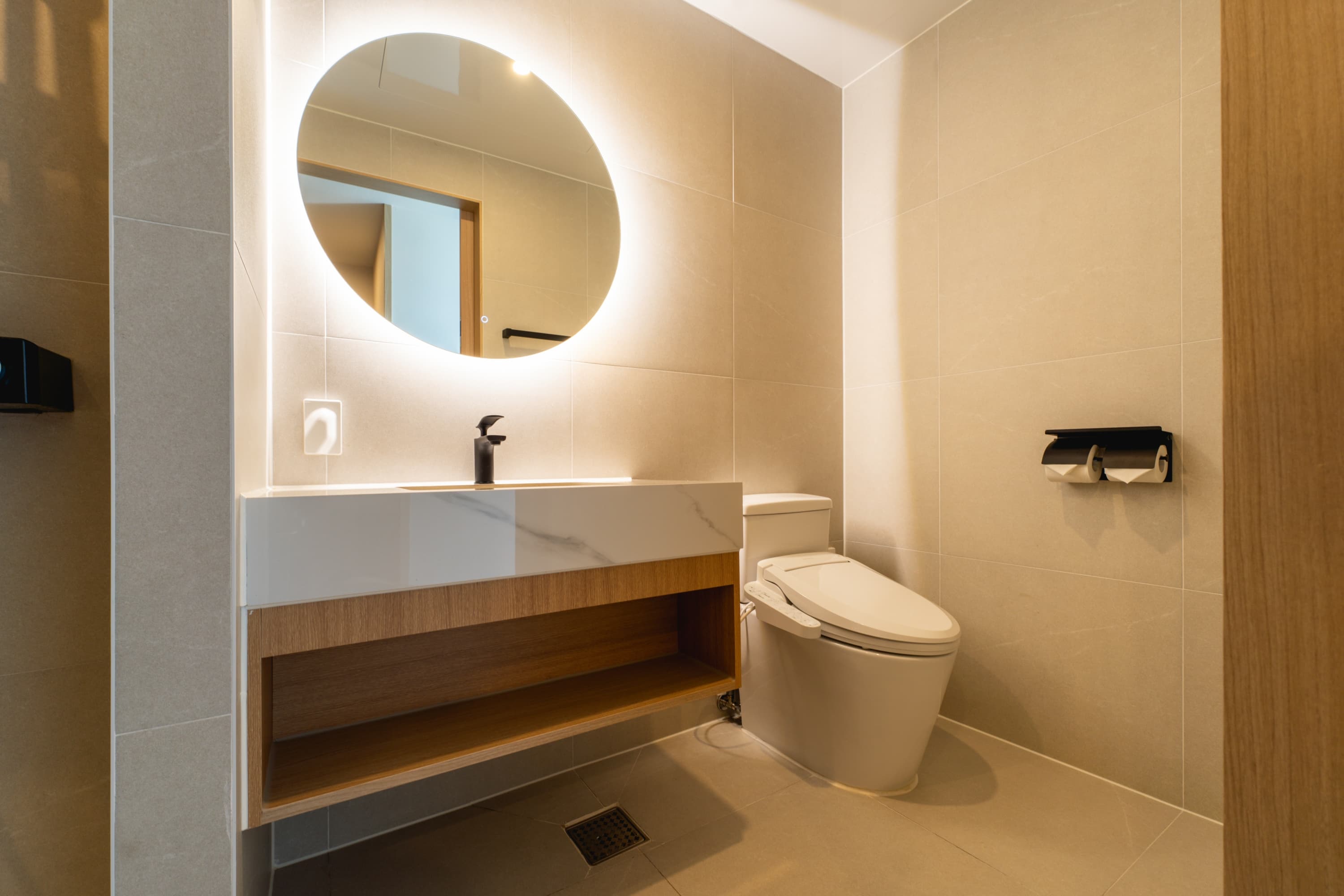 Gray 193 Gwangan Beach 그레이 193 광안리