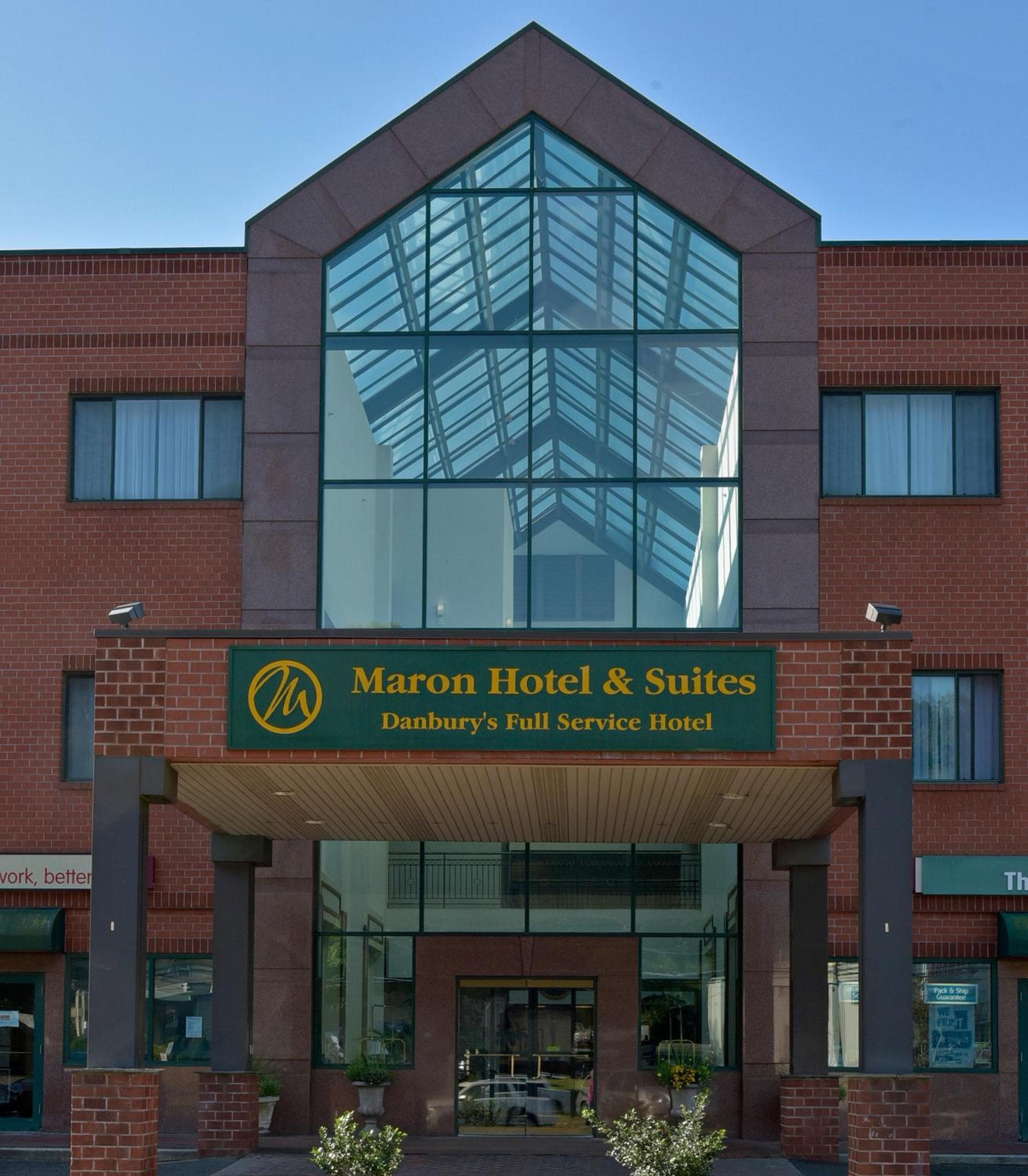 Maron Hotel and Suites