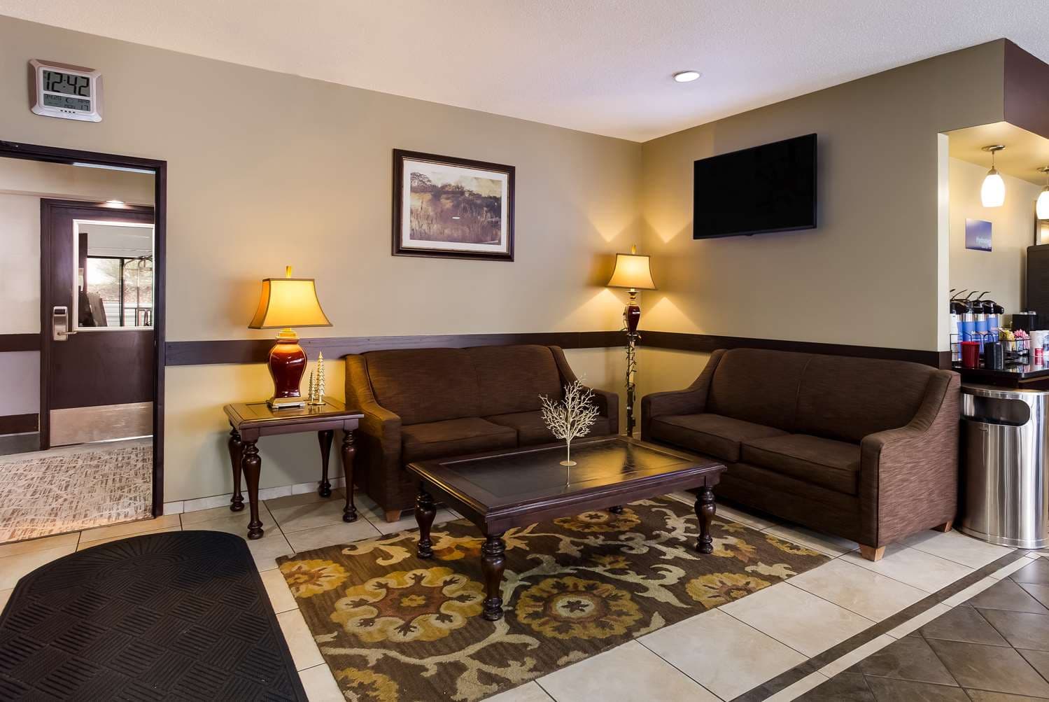 Best Western Crossroads Inn