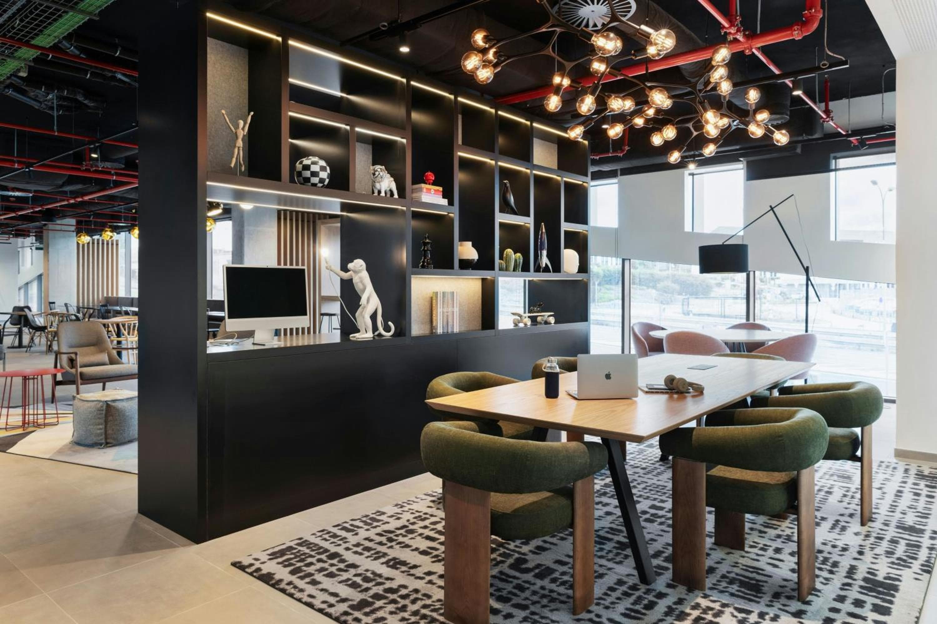 Moxy Alfragide Lisboa