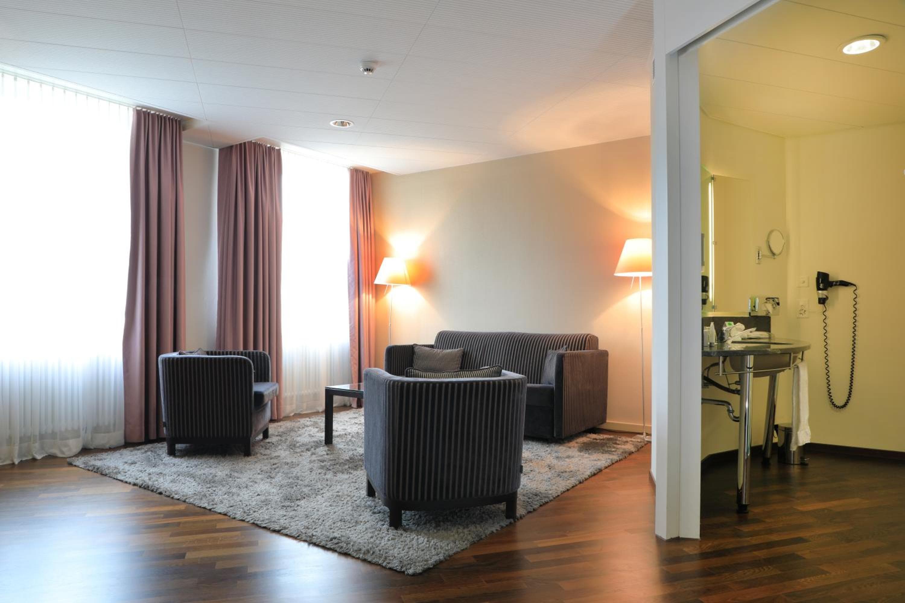 Hotel Banana City