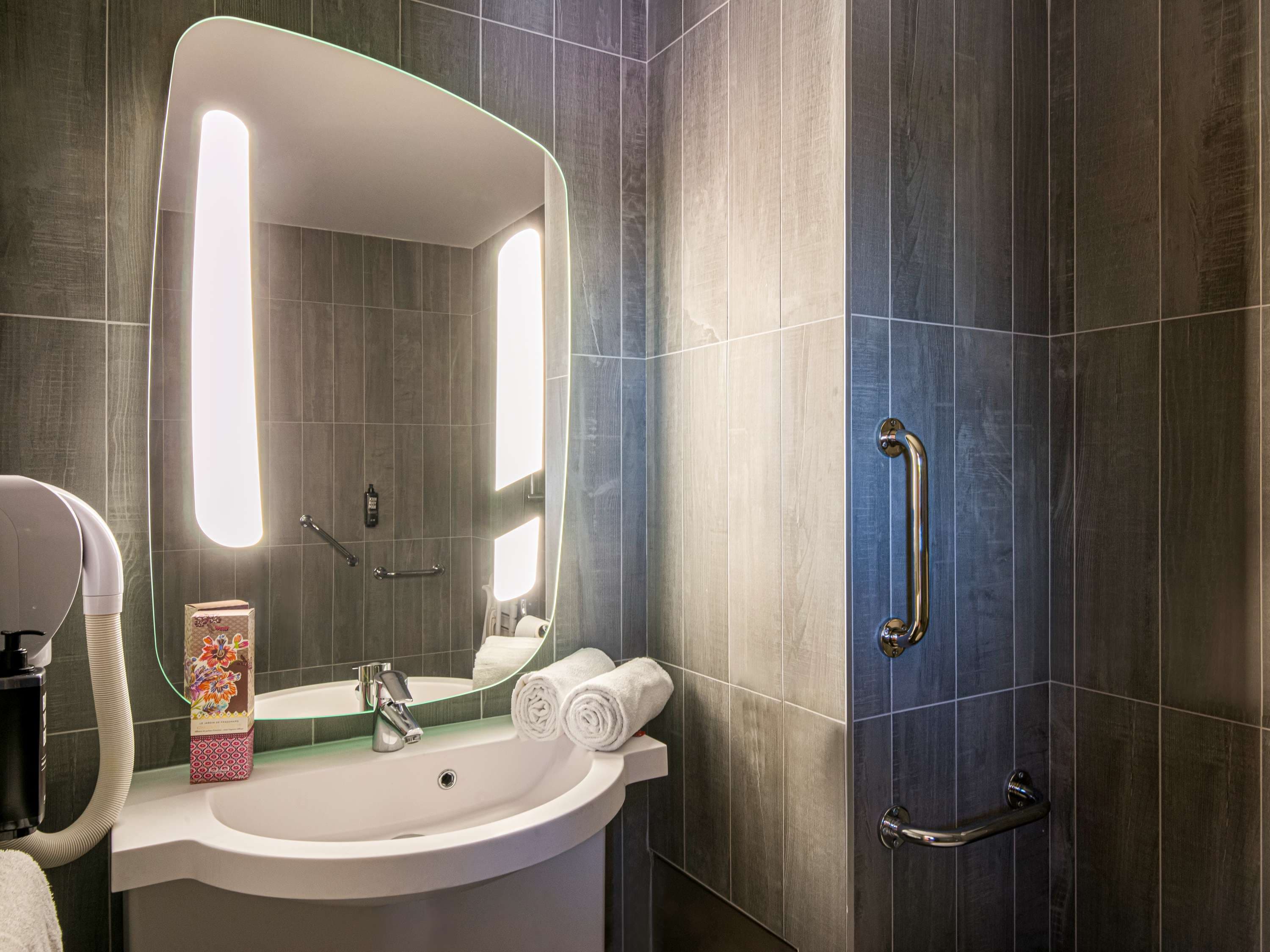 ibis Manosque Cadarache