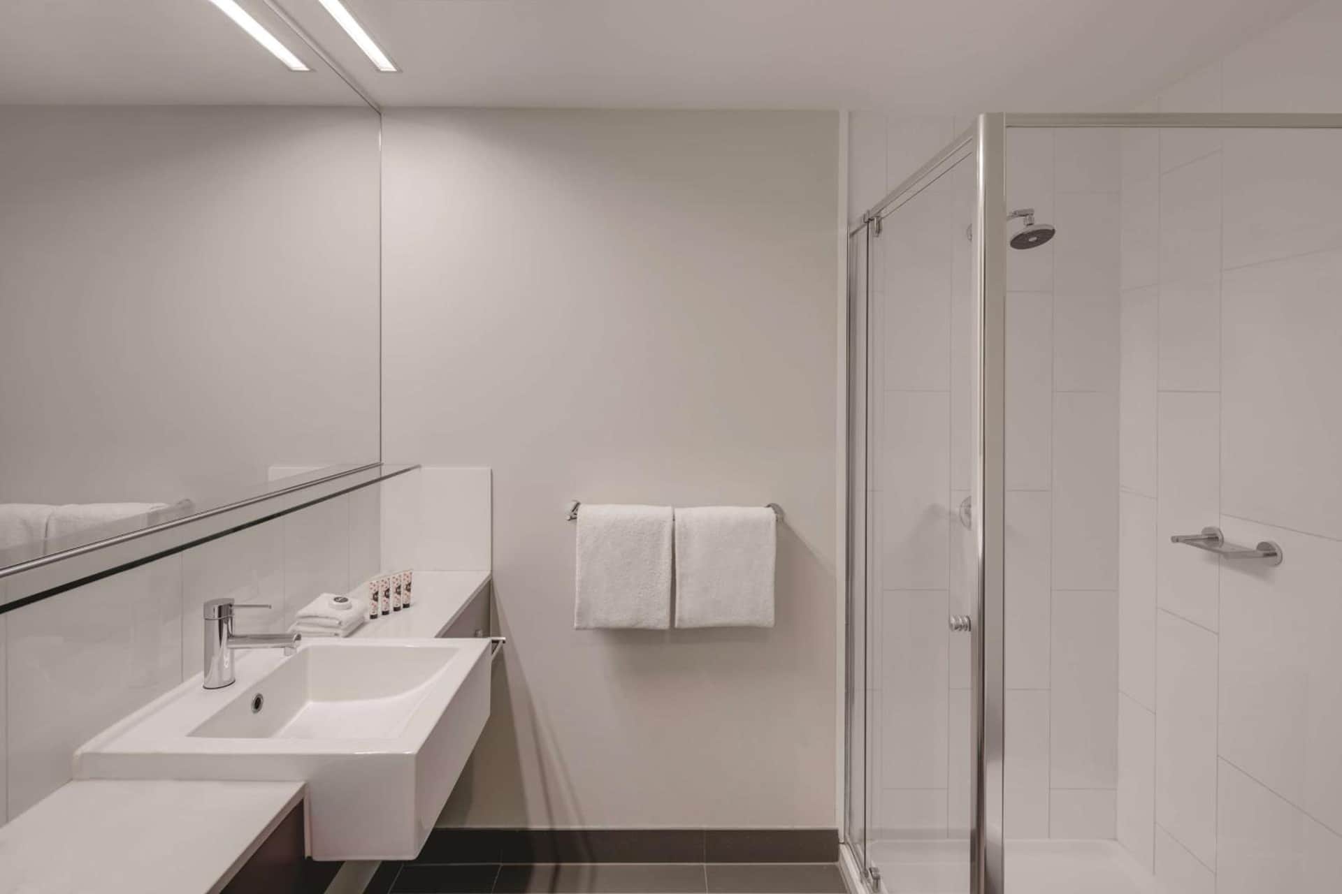 Travelodge Hotel Melbourne Docklands