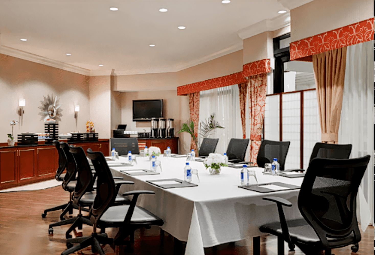 Hilton Arlington, VA