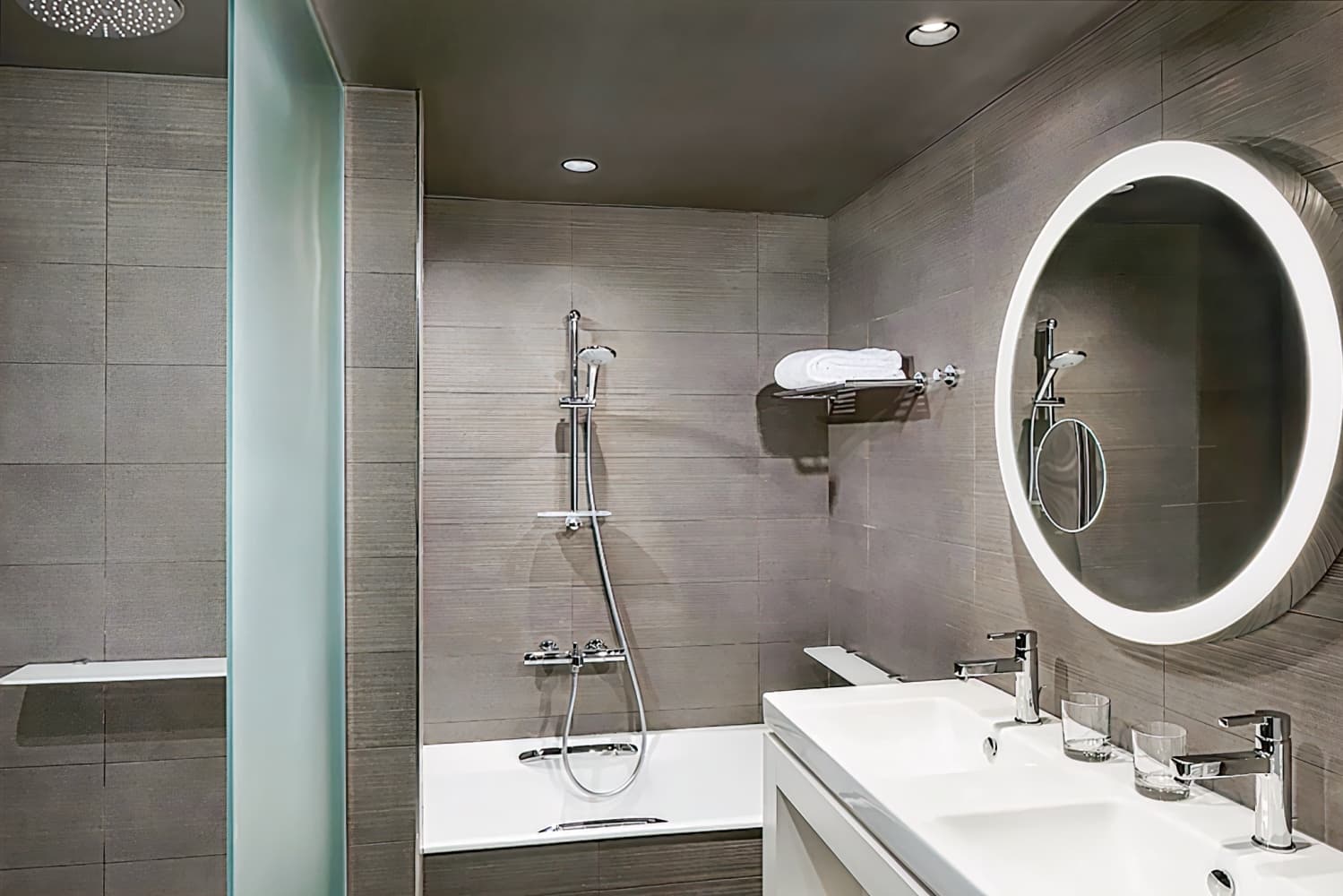 Innside by Melia Paris Charles de Gaulle Airport