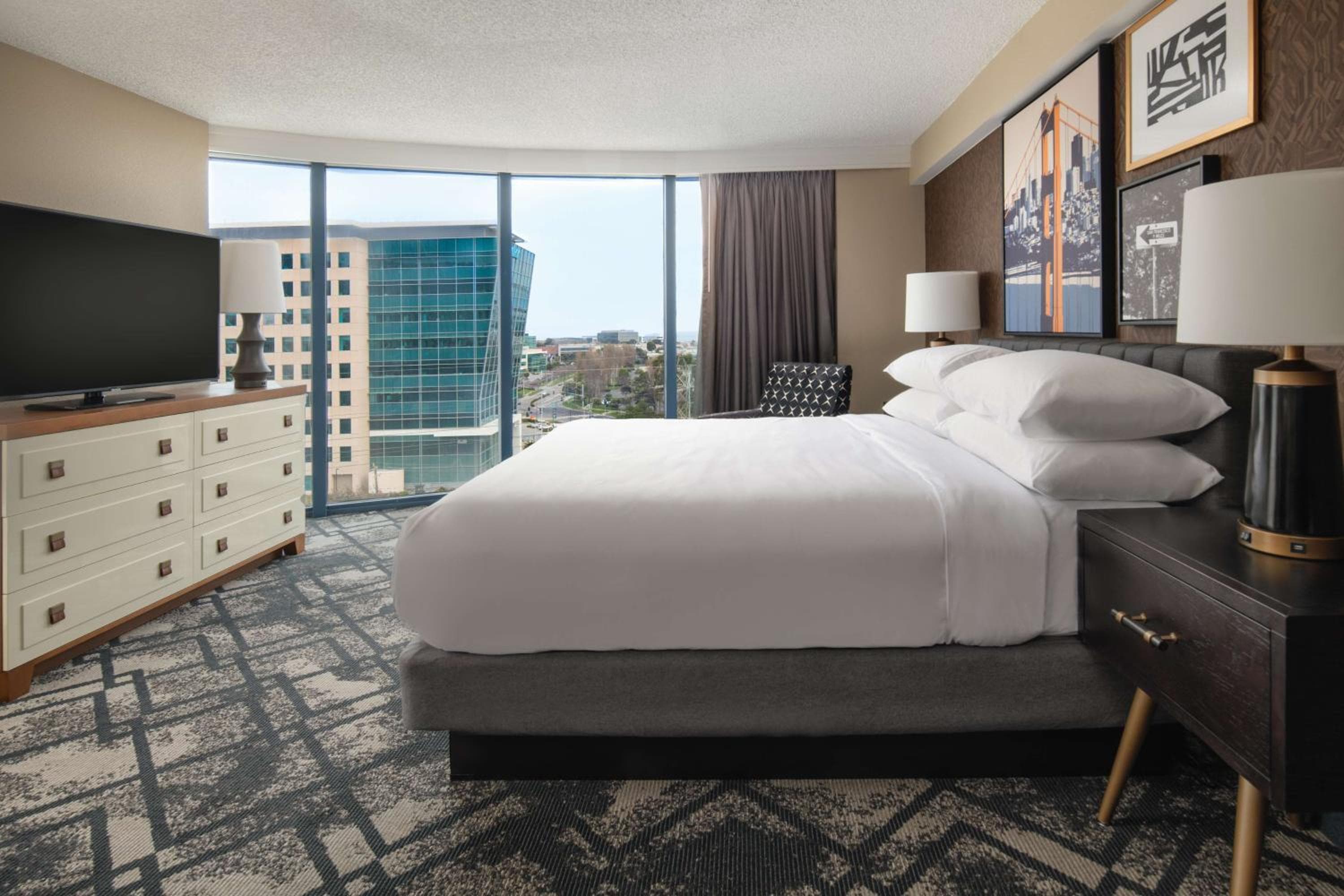 Embassy Suites by Hilton San Francisco Airport