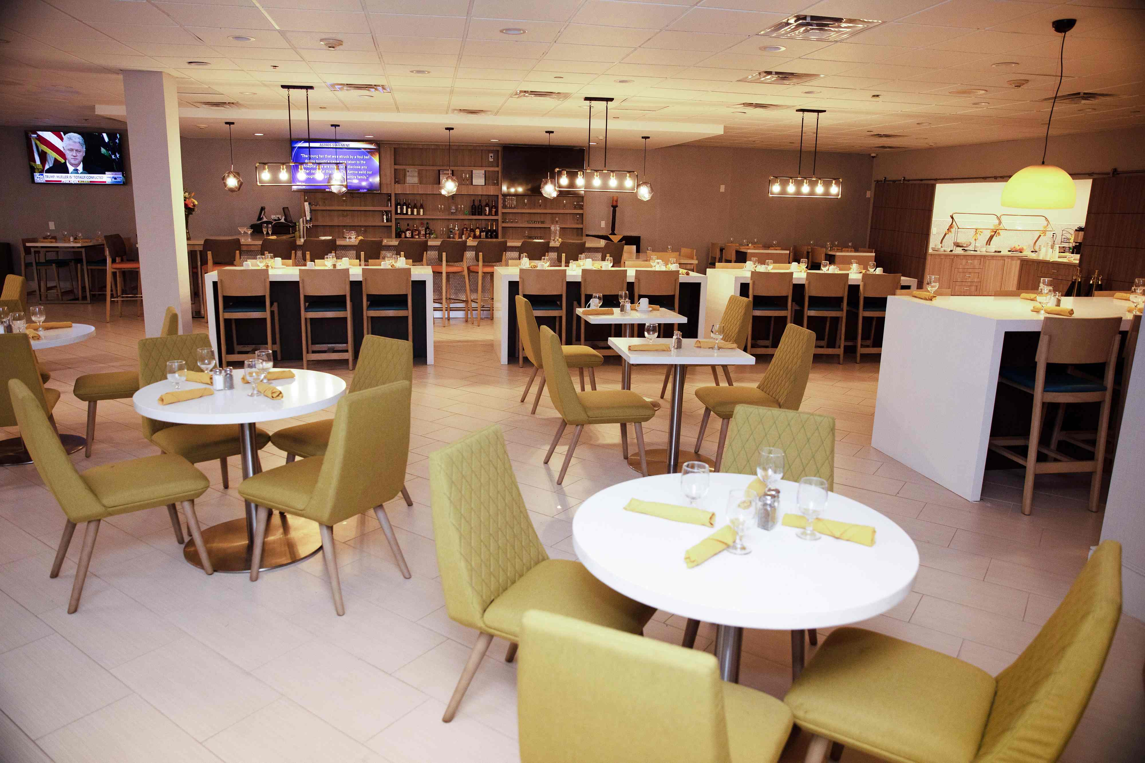 Holiday Inn Houston Hobby Airport, an IHG Hotel