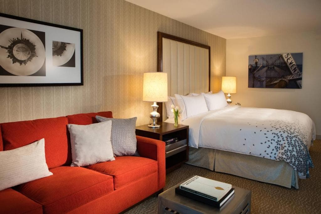 Renaissance Newark Airport Hotel