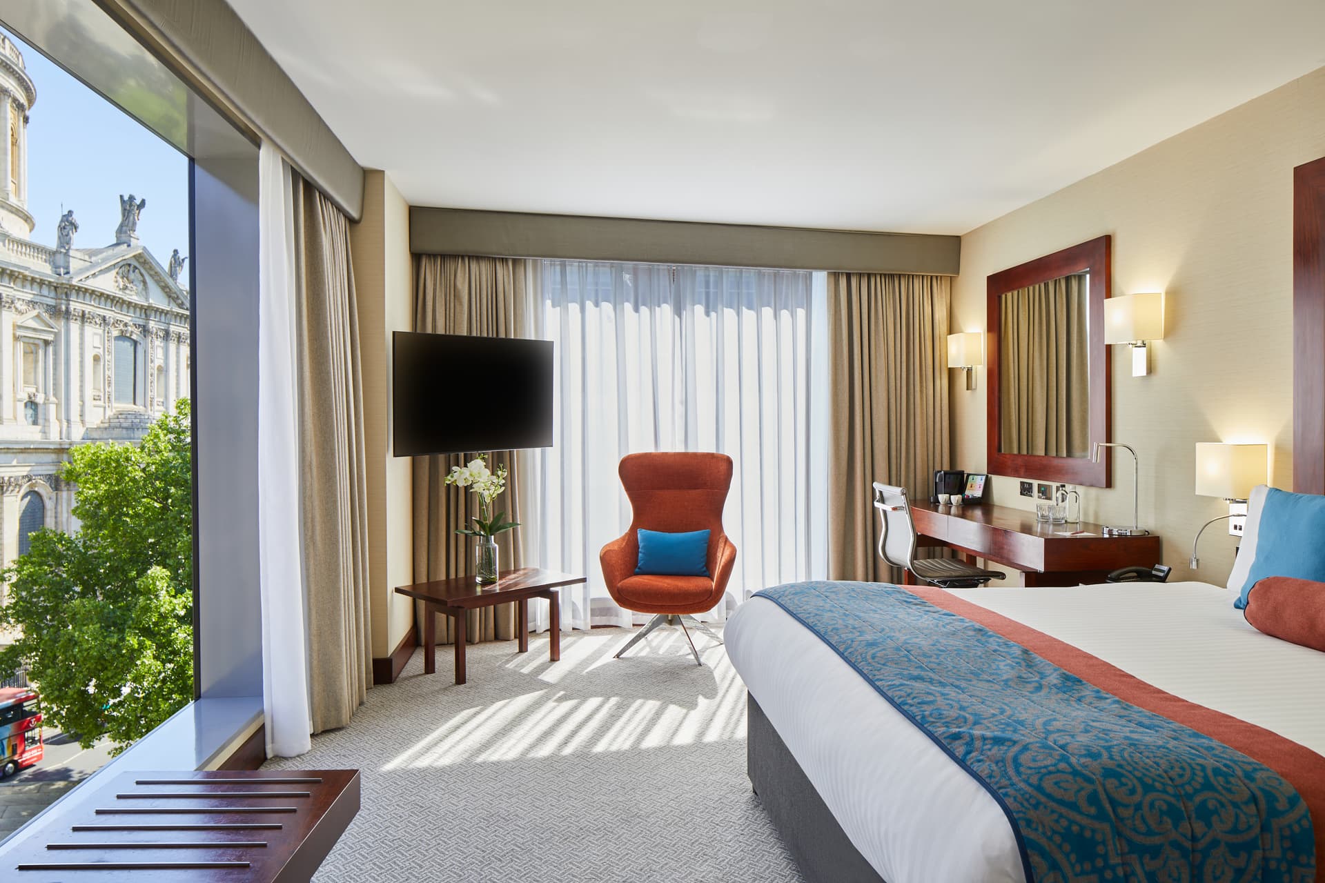 Leonardo Royal Hotel London St Pauls