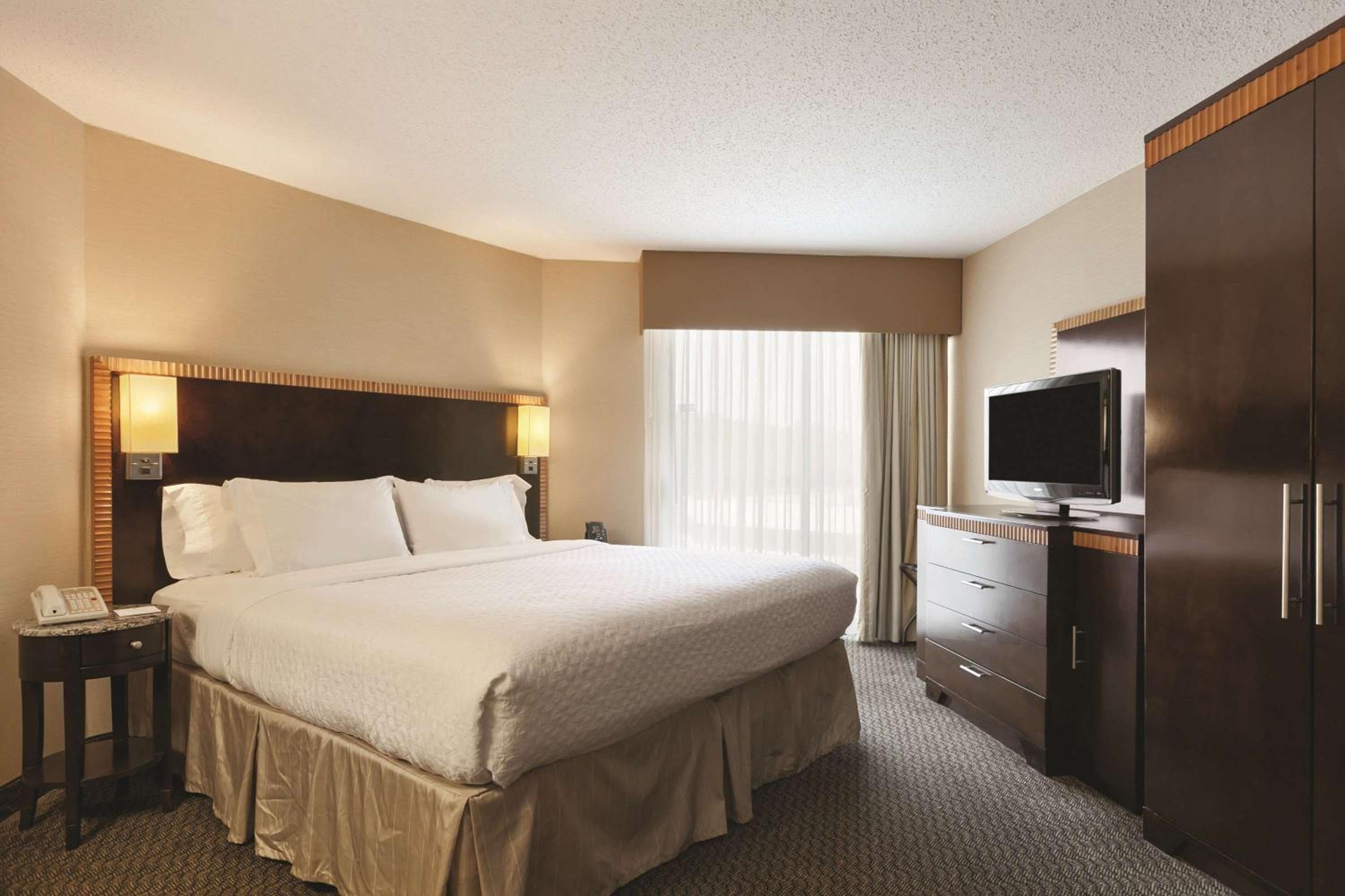 Embassy Suites by Hilton Birmingham