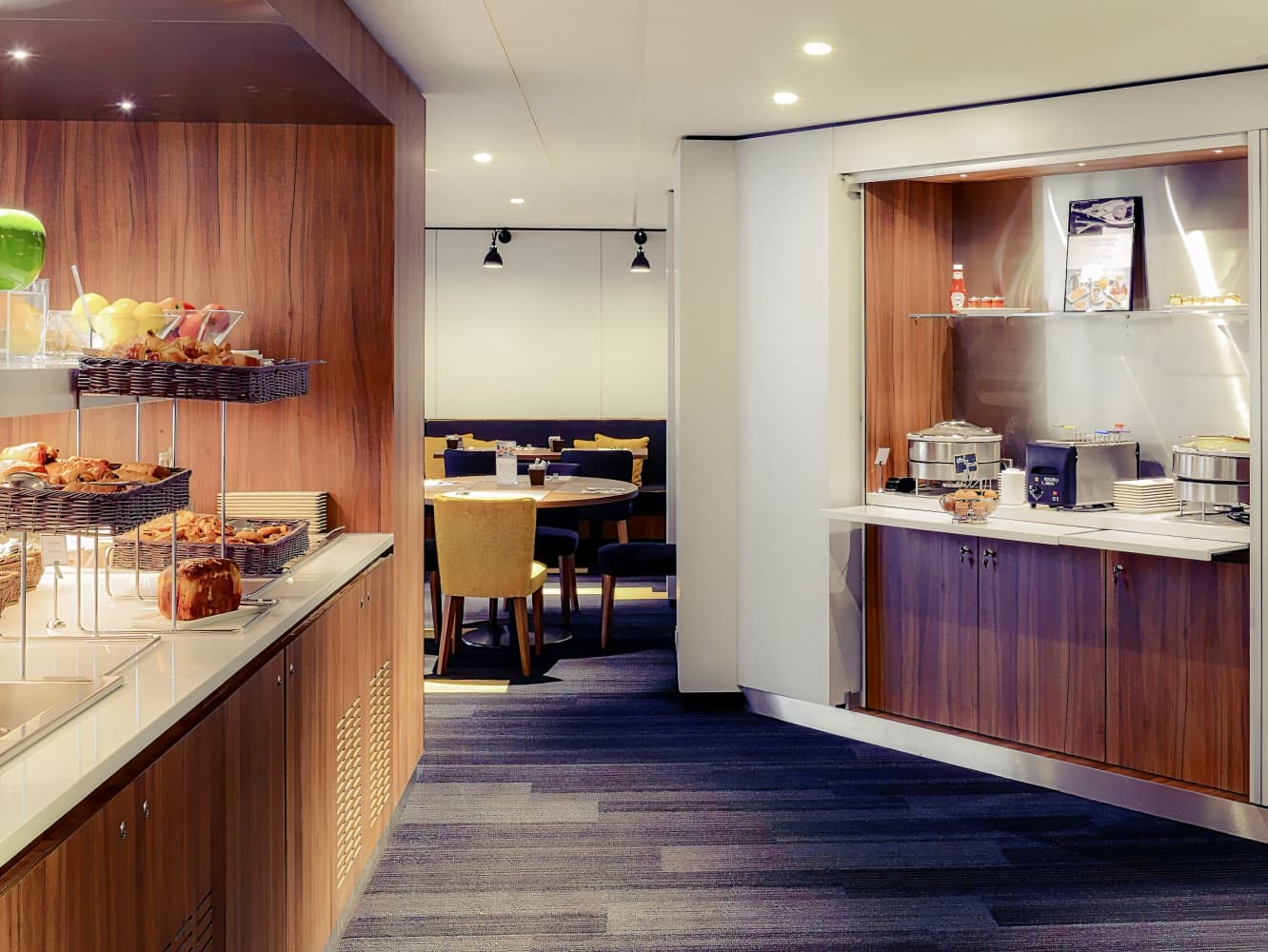 Hôtel Mercure Caen Centre Port de Plaisance