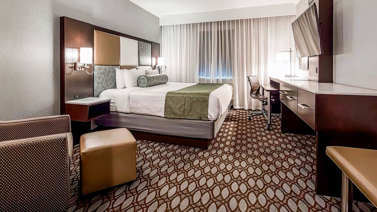 Best Western Premier NYC Gateway Hotel
