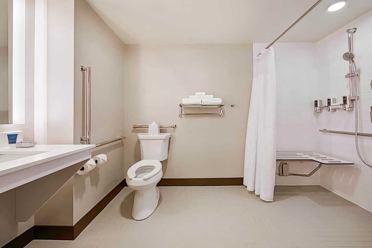 Four Points by Sheraton Toronto Airport East