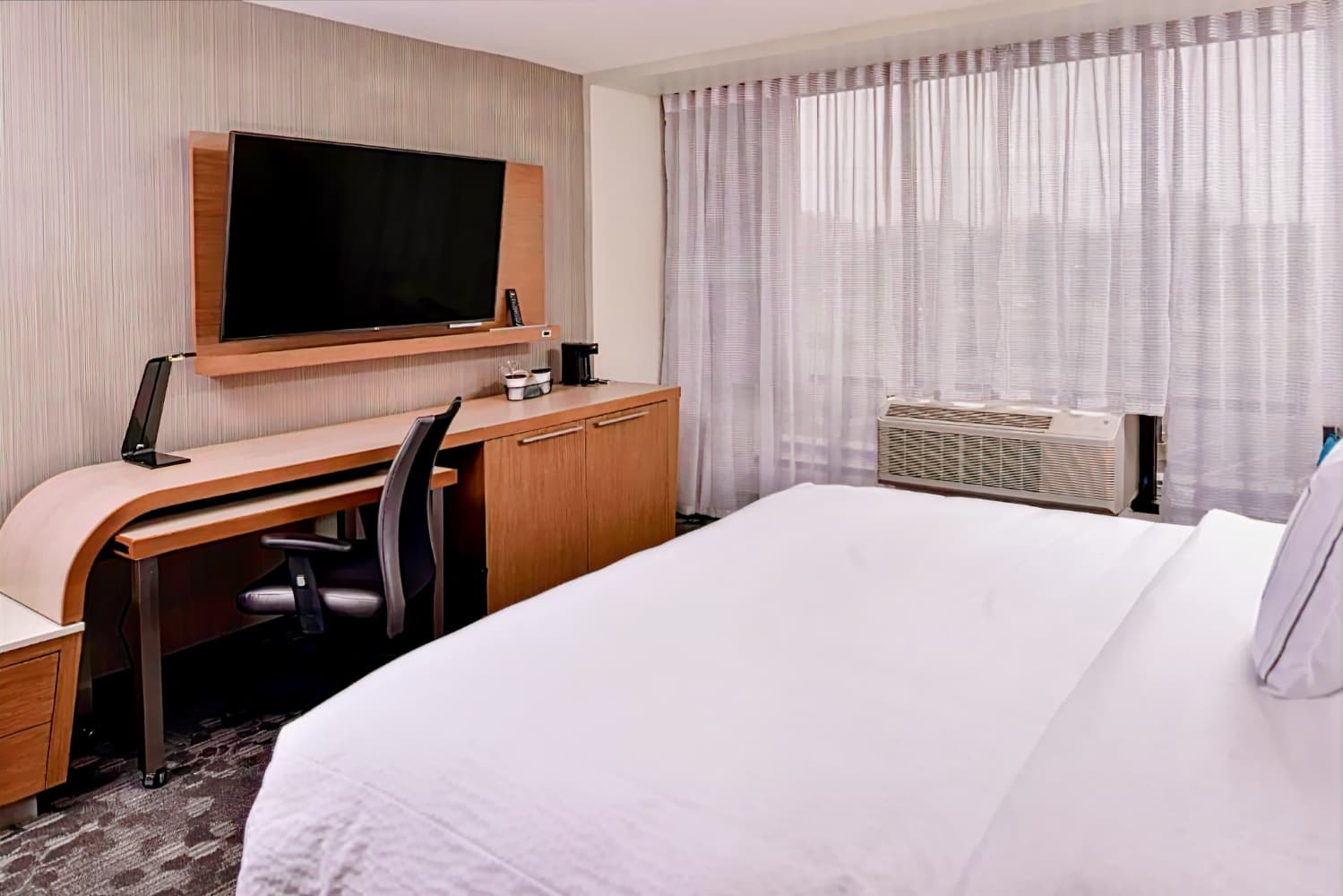 Courtyard by Marriott Edina Bloomington