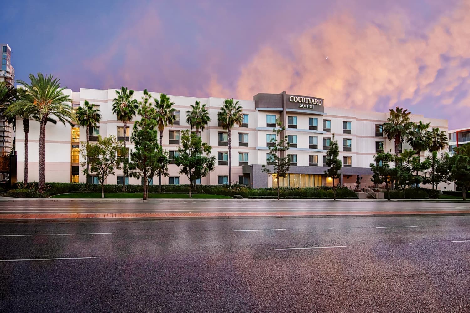 Courtyard Santa Ana Orange County