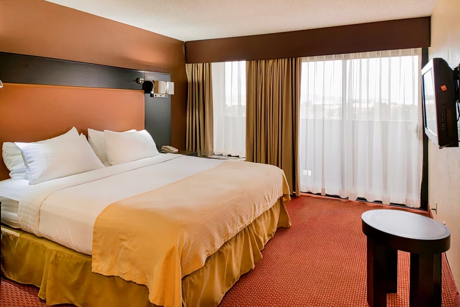 GREENTREE HOTEL PHOENIX WEST