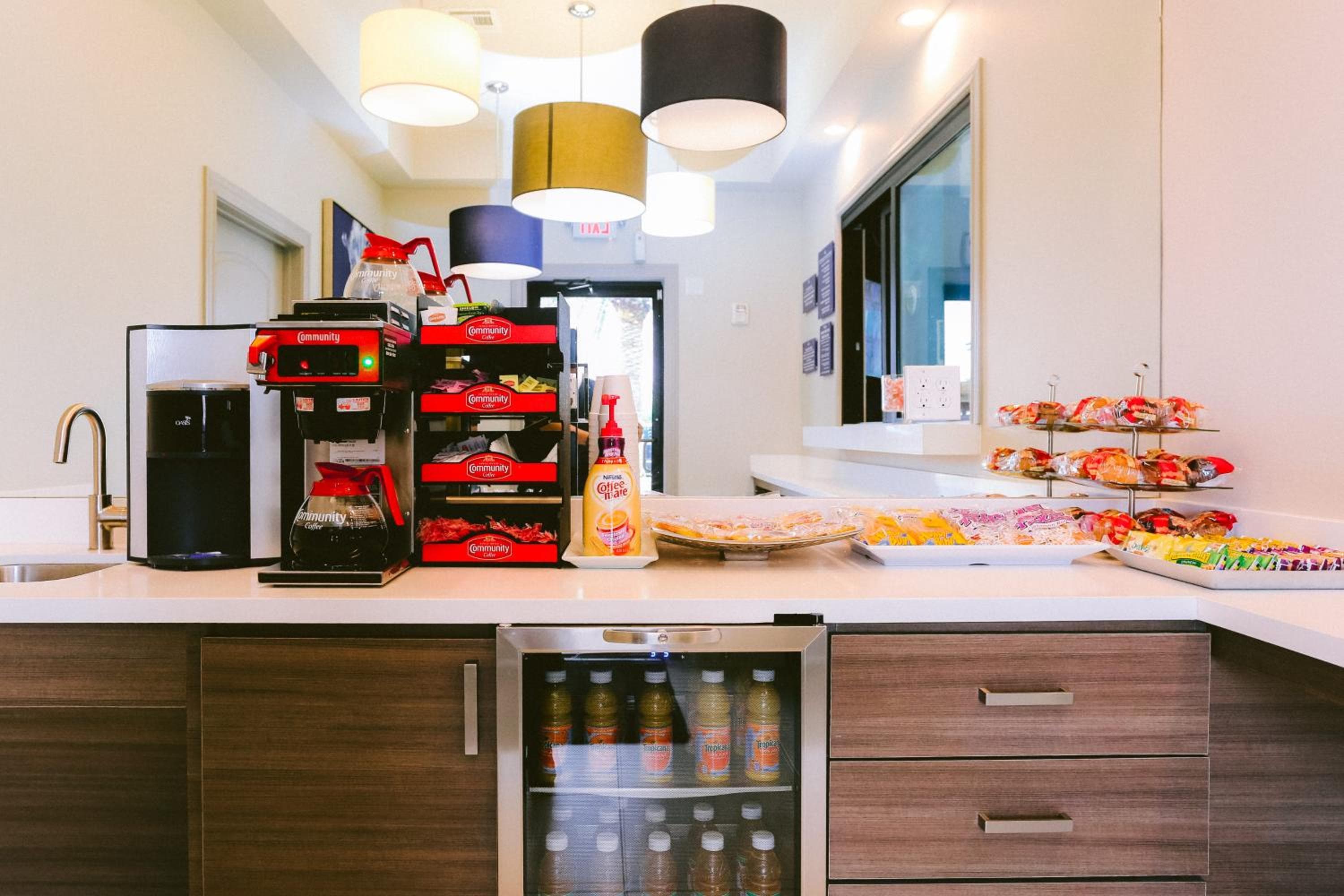 Palace Inn Blue US-59 & Gessner