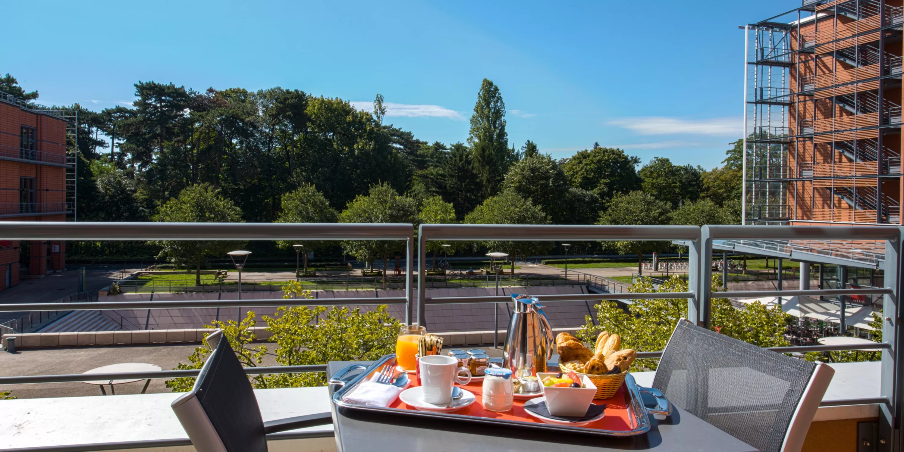 Crowne Plaza Lyon - Cité Internationale by IHG