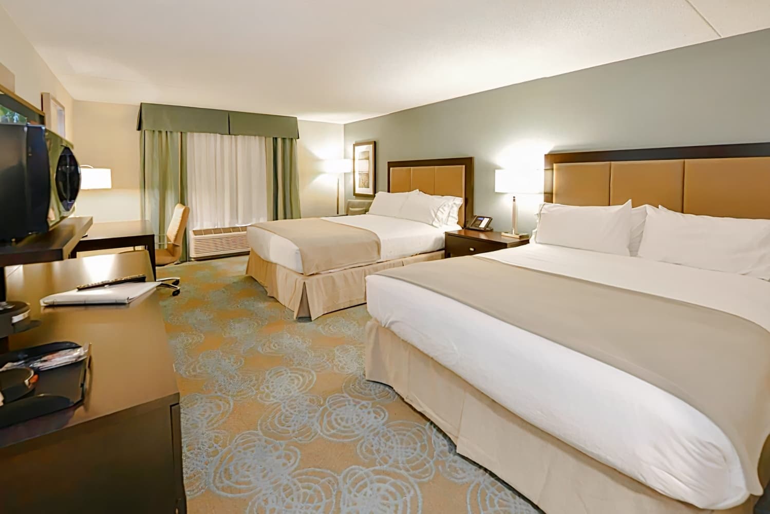 Holiday Inn Express & Suites Waterloo - St. Jacobs Area