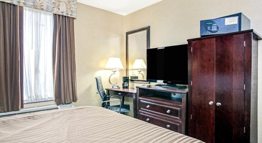 Days Inn Long Island City