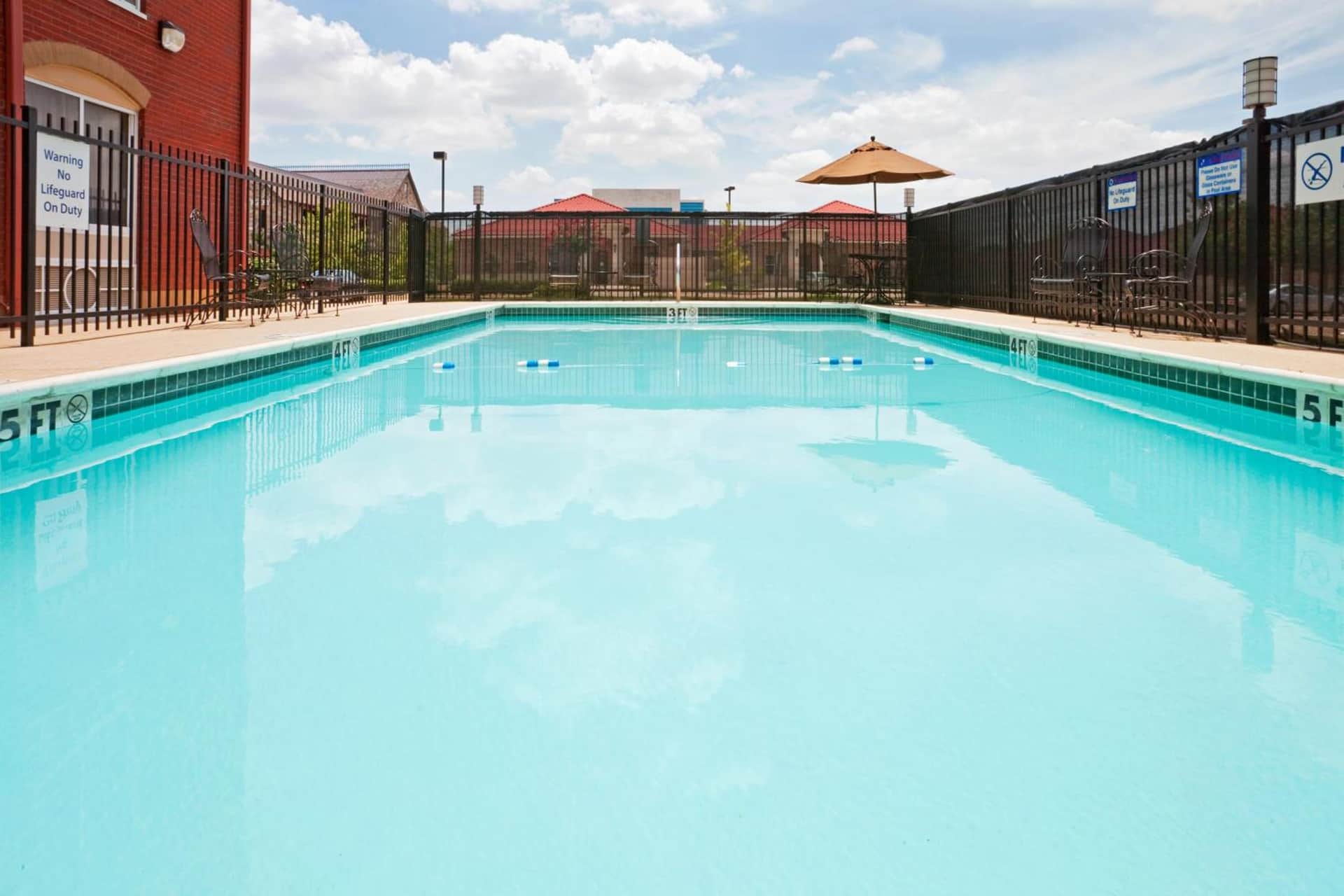 Holiday Inn Express Hotel & Suites Plano West - Frisco by IHG