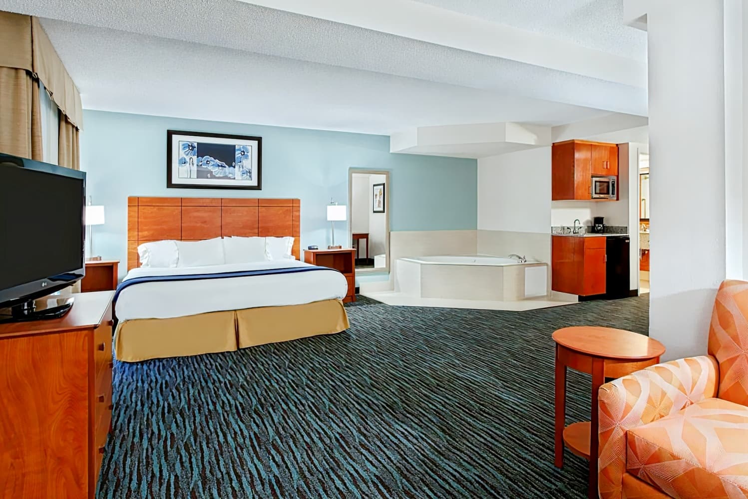 Holiday Inn Express & Suites Richmond-Brandermill