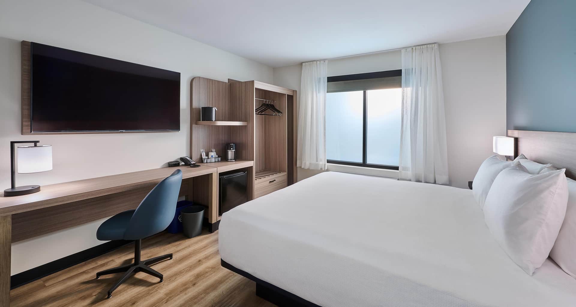 Hyatt Select Philadelphia Airport