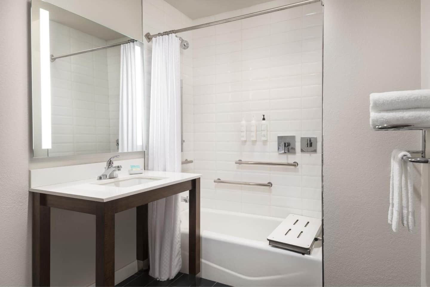 Four Points by Sheraton Tucson Airport
