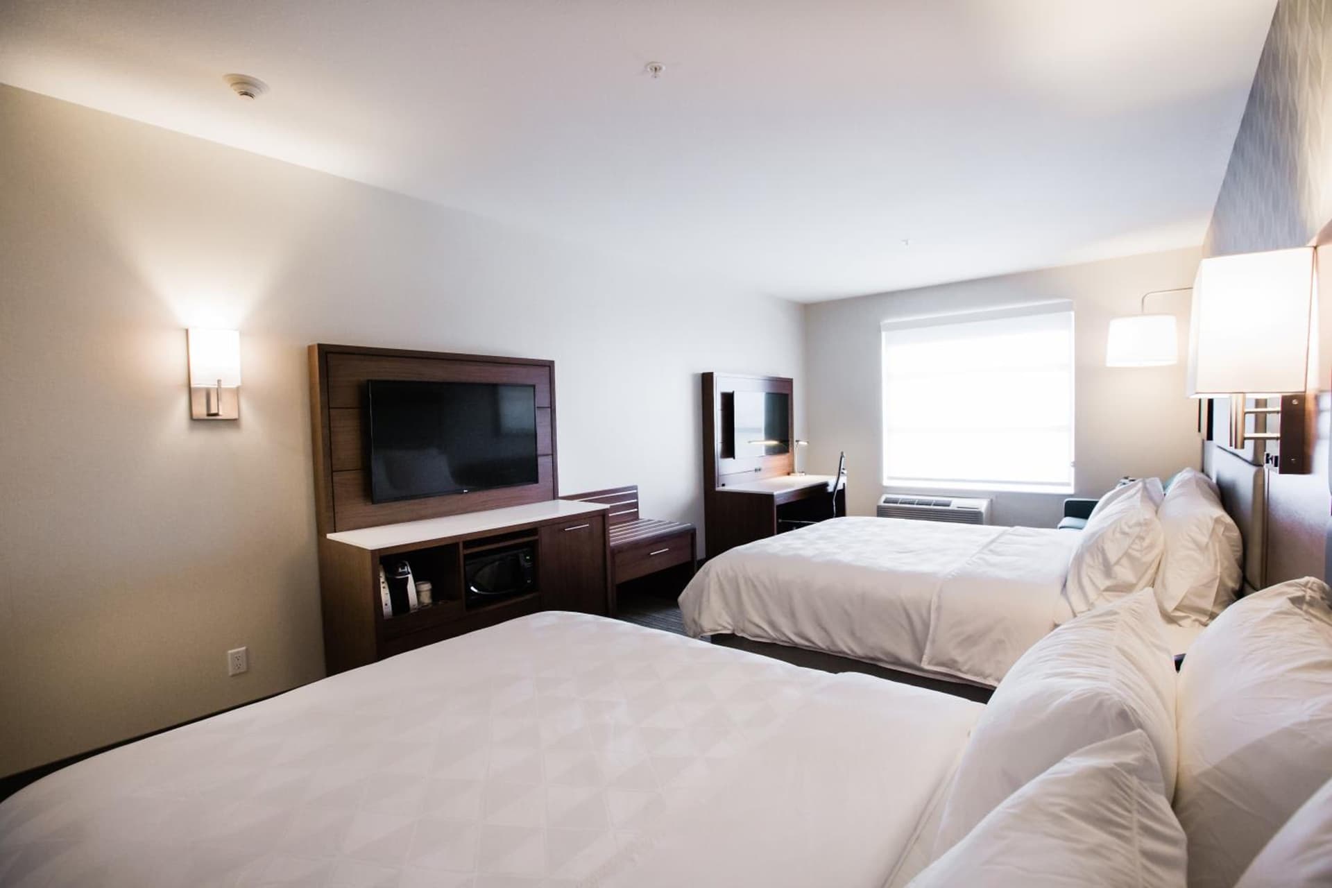 Holiday Inn Hotel & Suites Calgary South - Conference Ctr