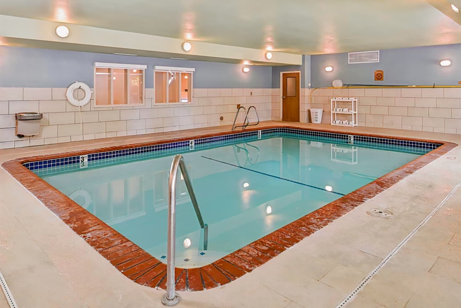 Holiday Inn Express Hotel & Suites Lacey