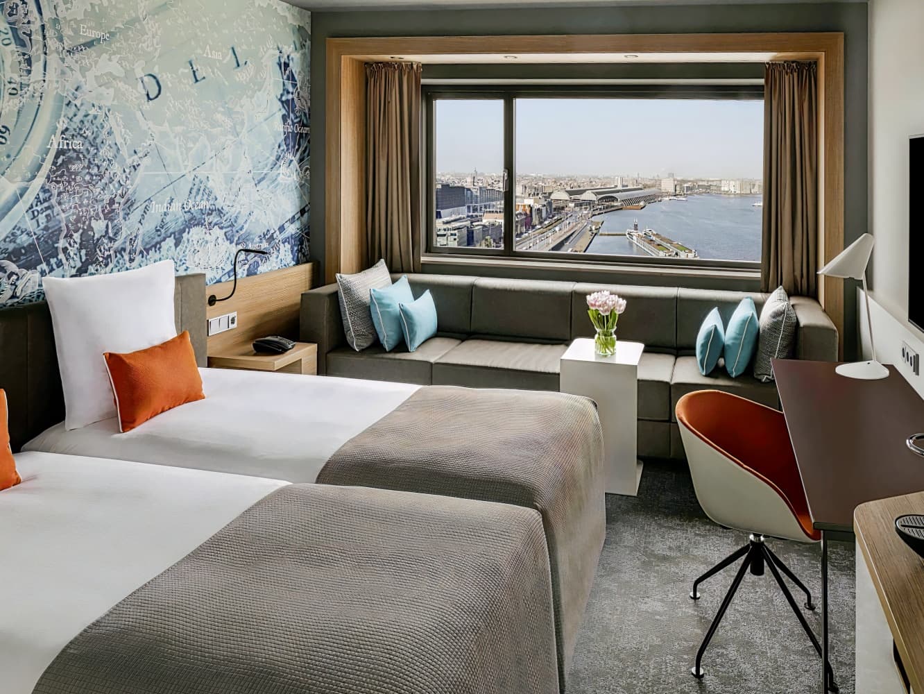 Mövenpick Hotel Amsterdam City Centre