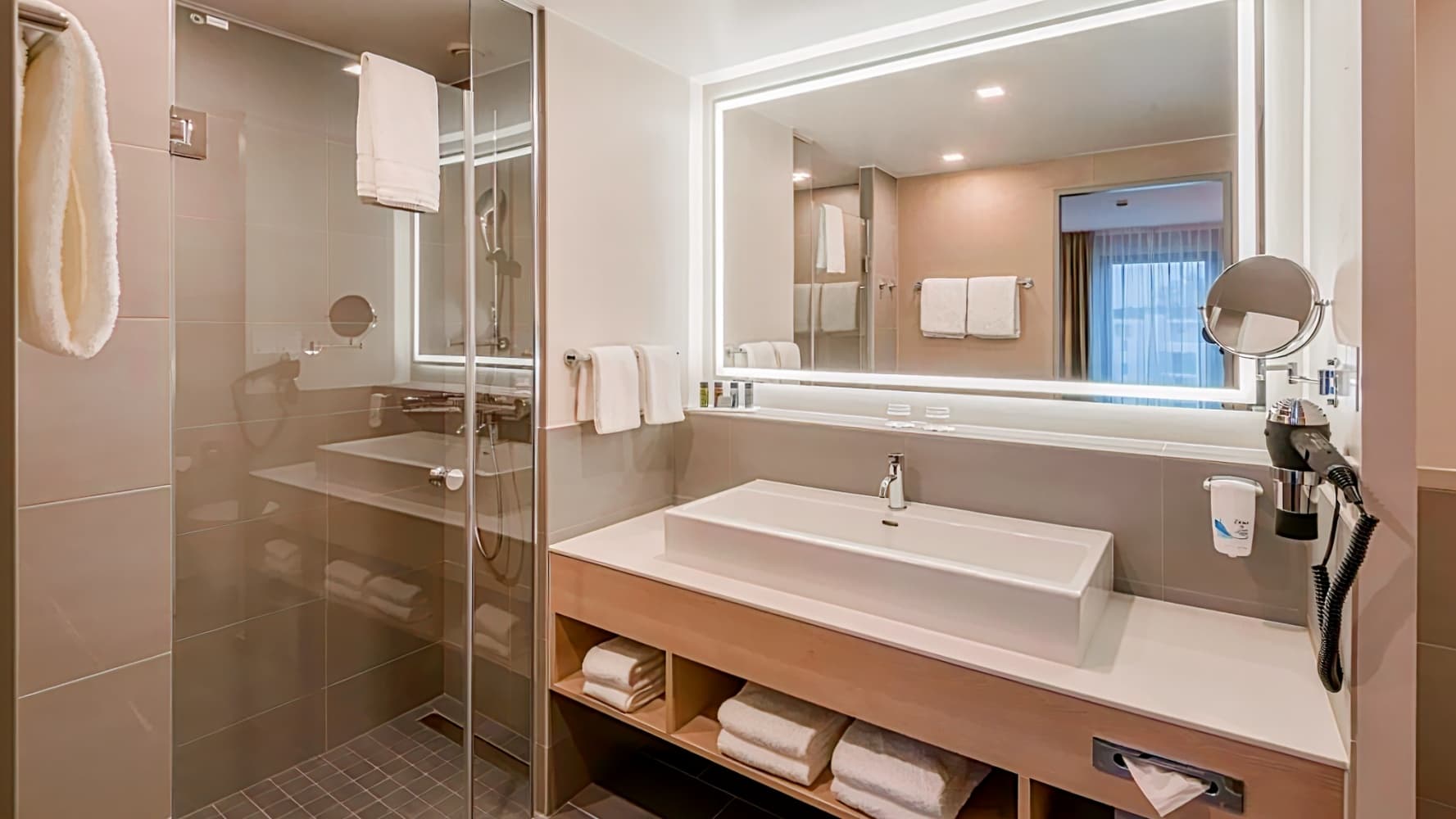 Holiday Inn Düsseldorf City – Toulouser Allee(INACTIVE)