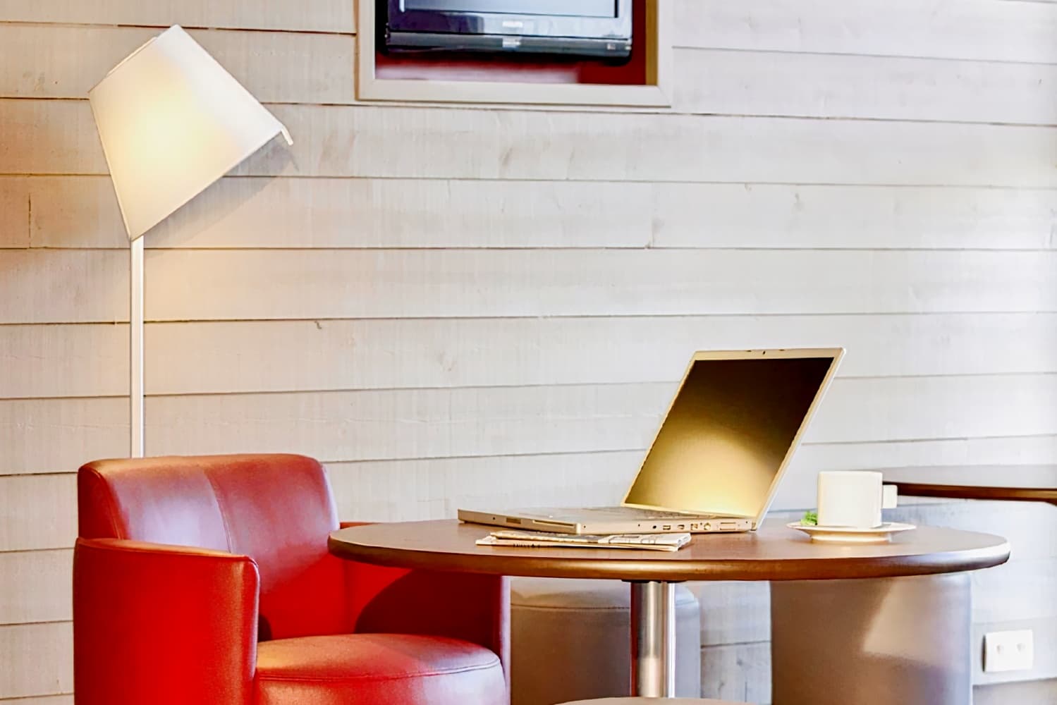 Campanile Versailles Buc