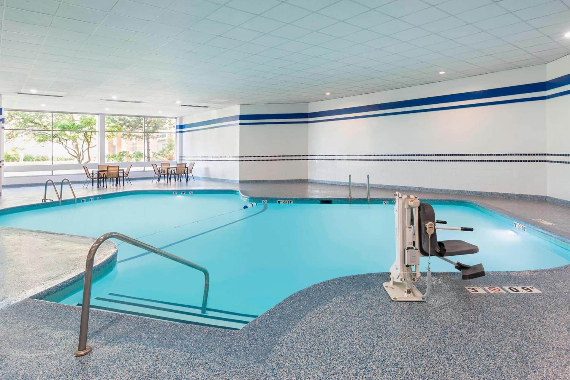Four Points by Sheraton Chicago O'Hare Airport