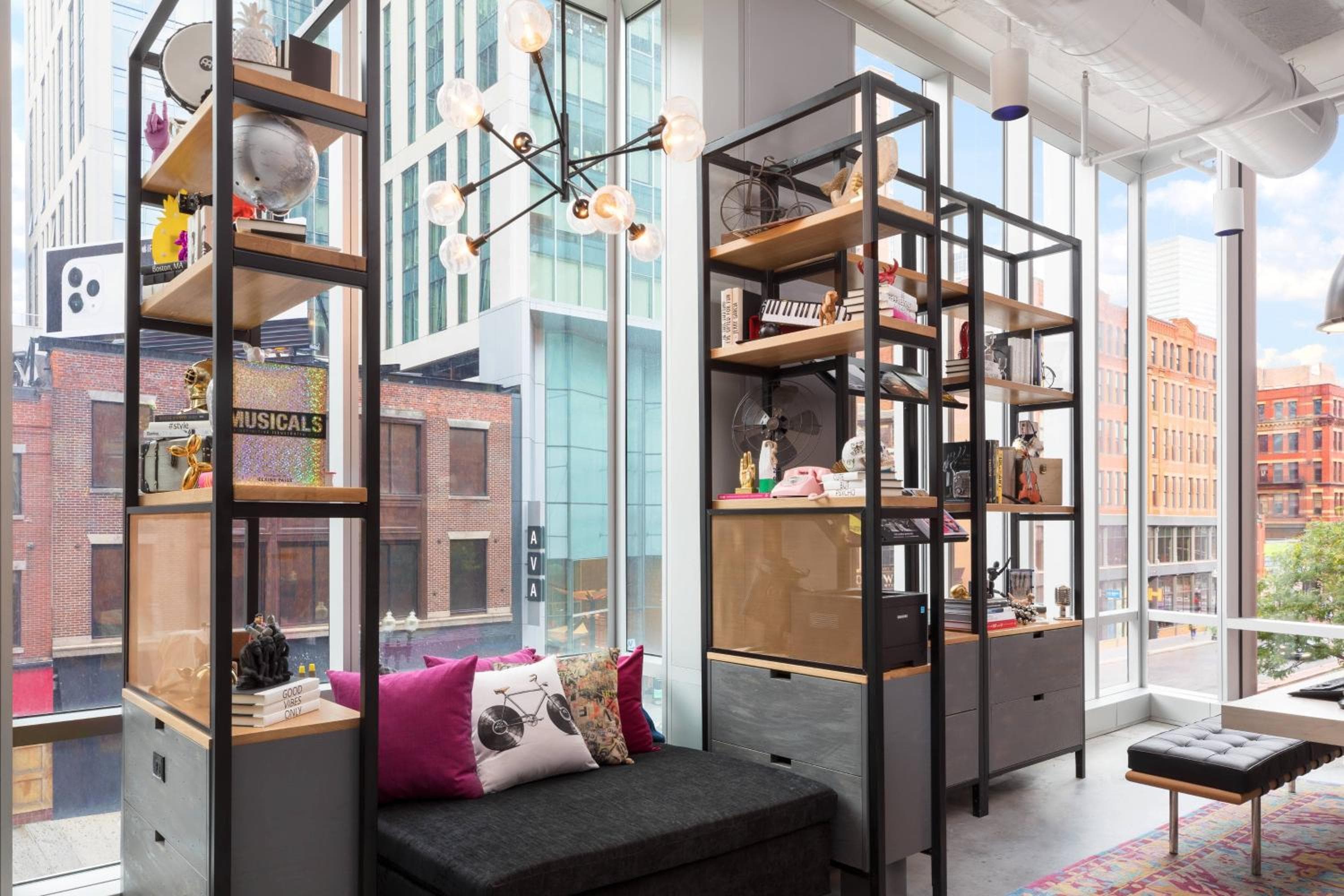 Moxy Boston Downtown