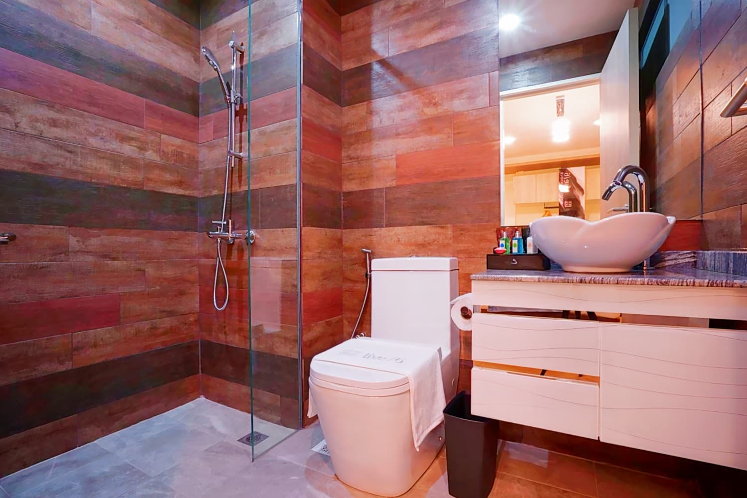 five/6 Hotel Splendour