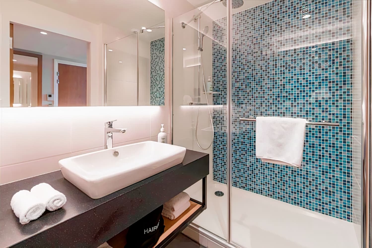 Holiday Inn Paris CDG Airport, an IHG Hotel