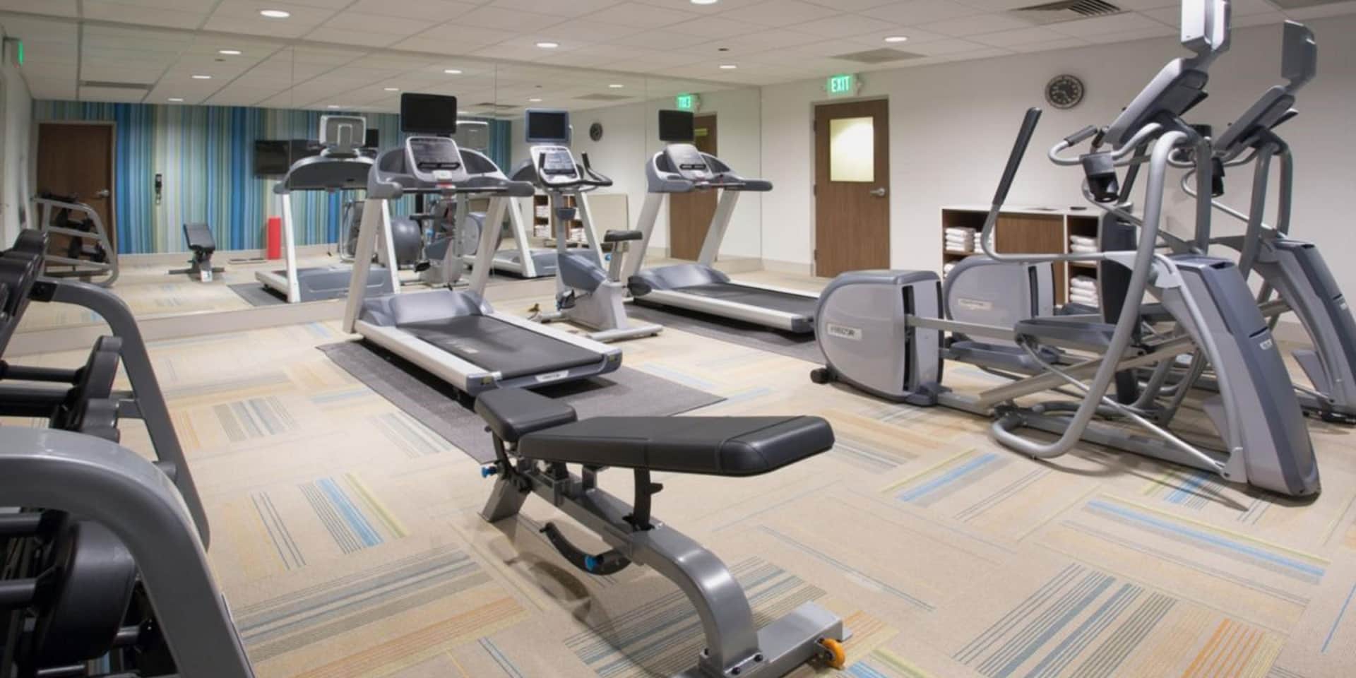 Holiday Inn Express & Suites - Moundsville, an IHG Hotel