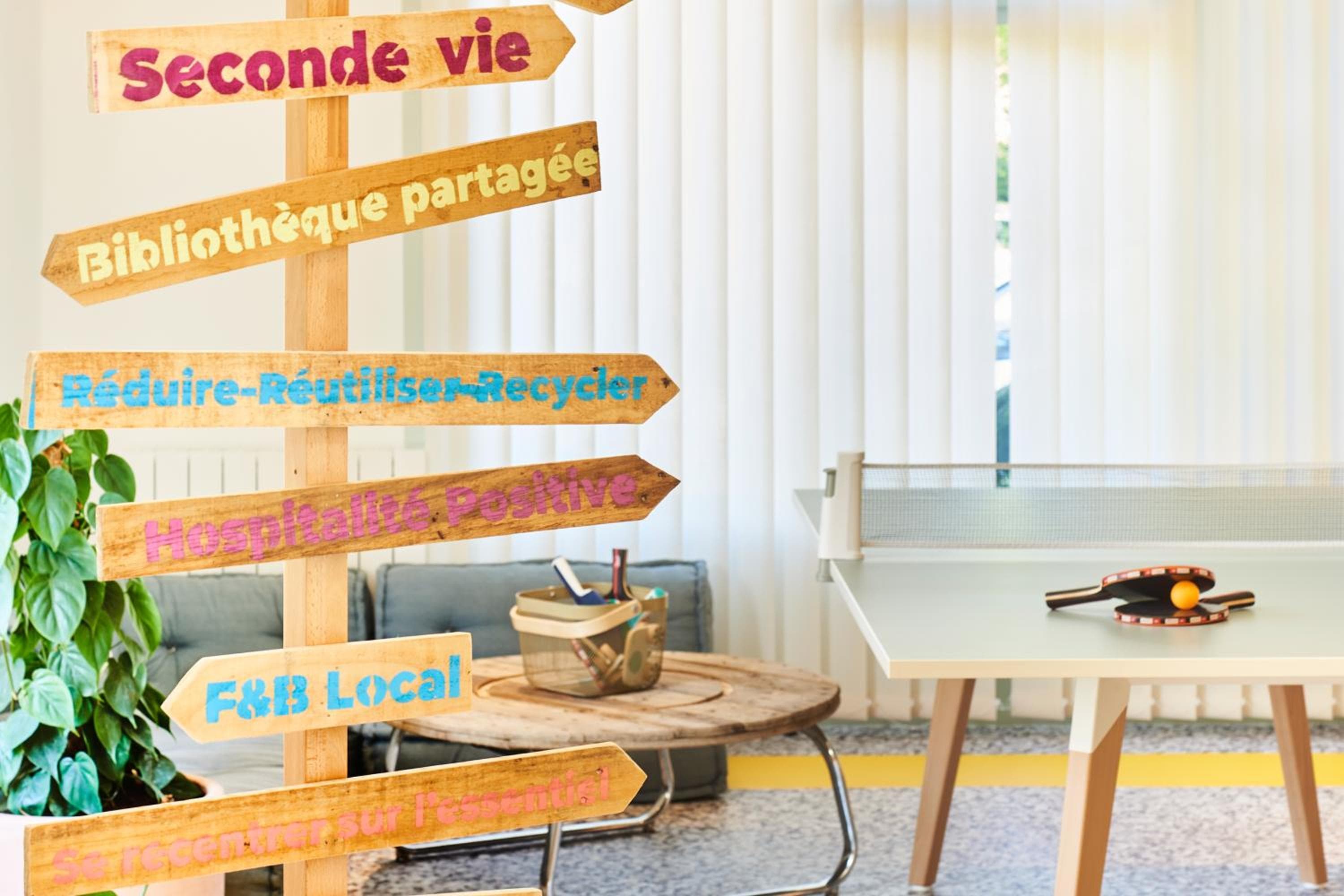 greet Hotel Versailles - Voisins Le Bretonneux