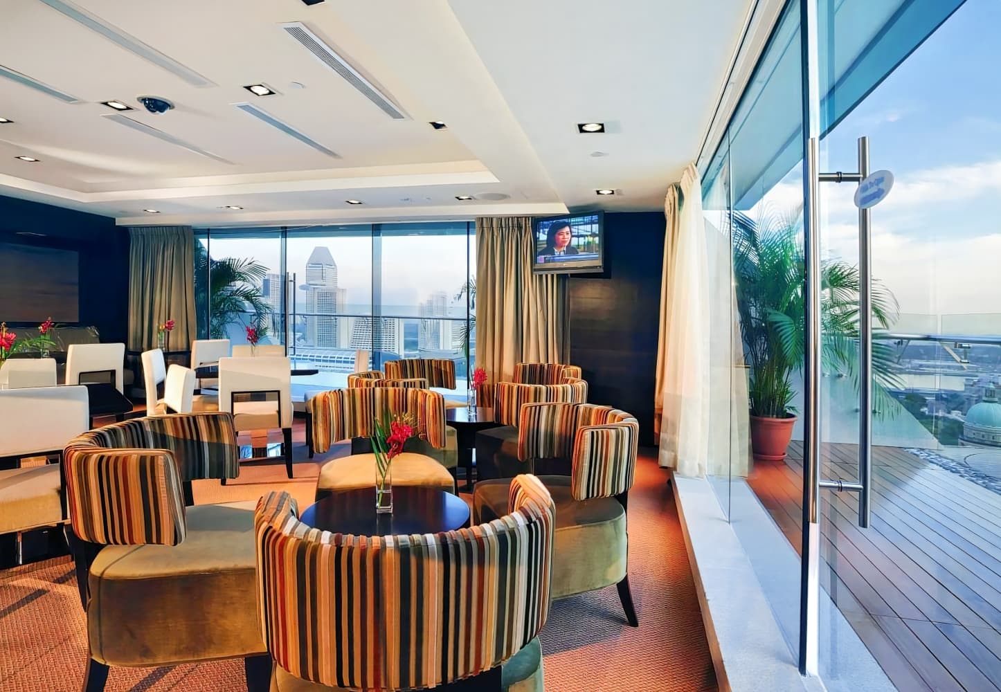 Peninsular Excelsior Hotel