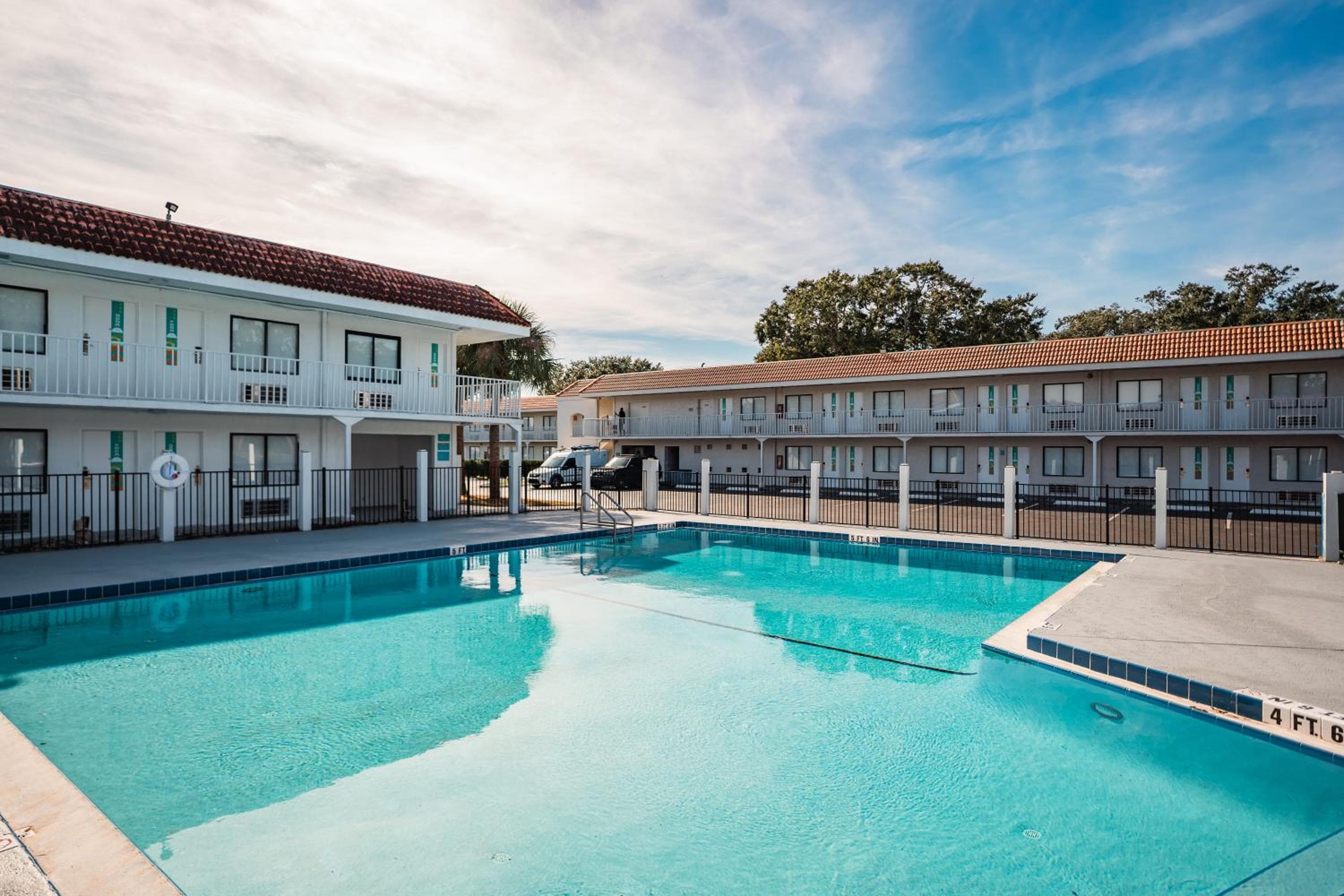 Travelodge by Wyndham Orlando Lake Buena Vista South