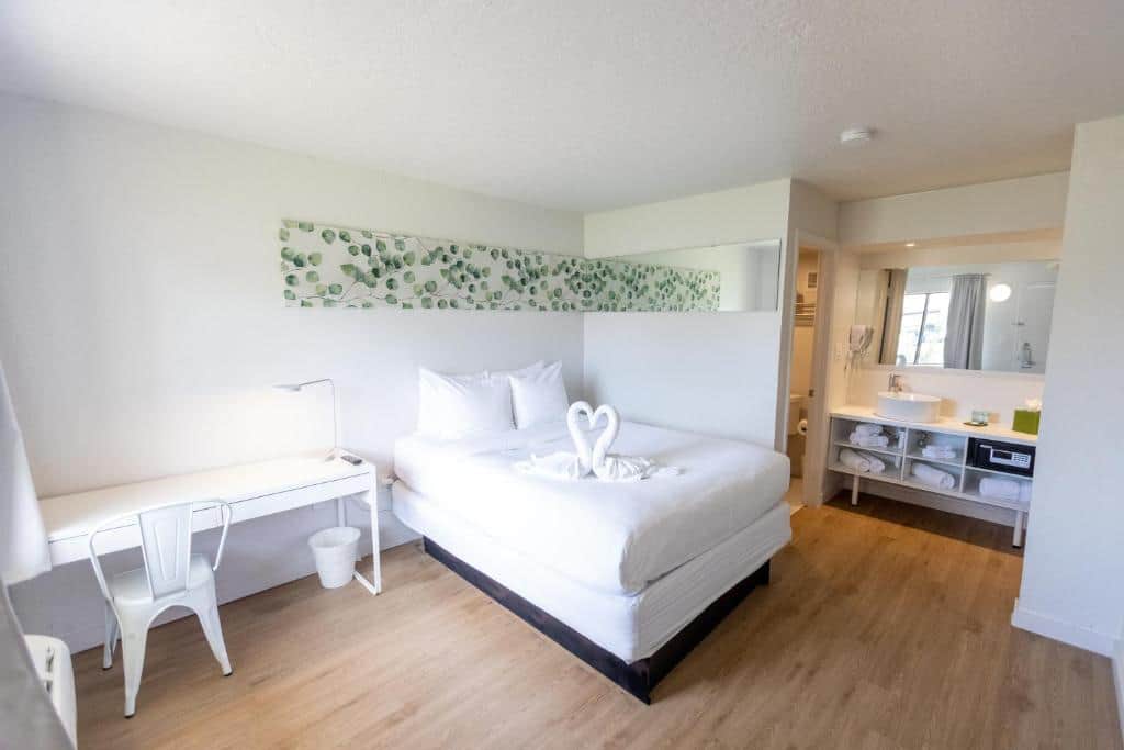Travelodge by Wyndham Orlando Lake Buena Vista South