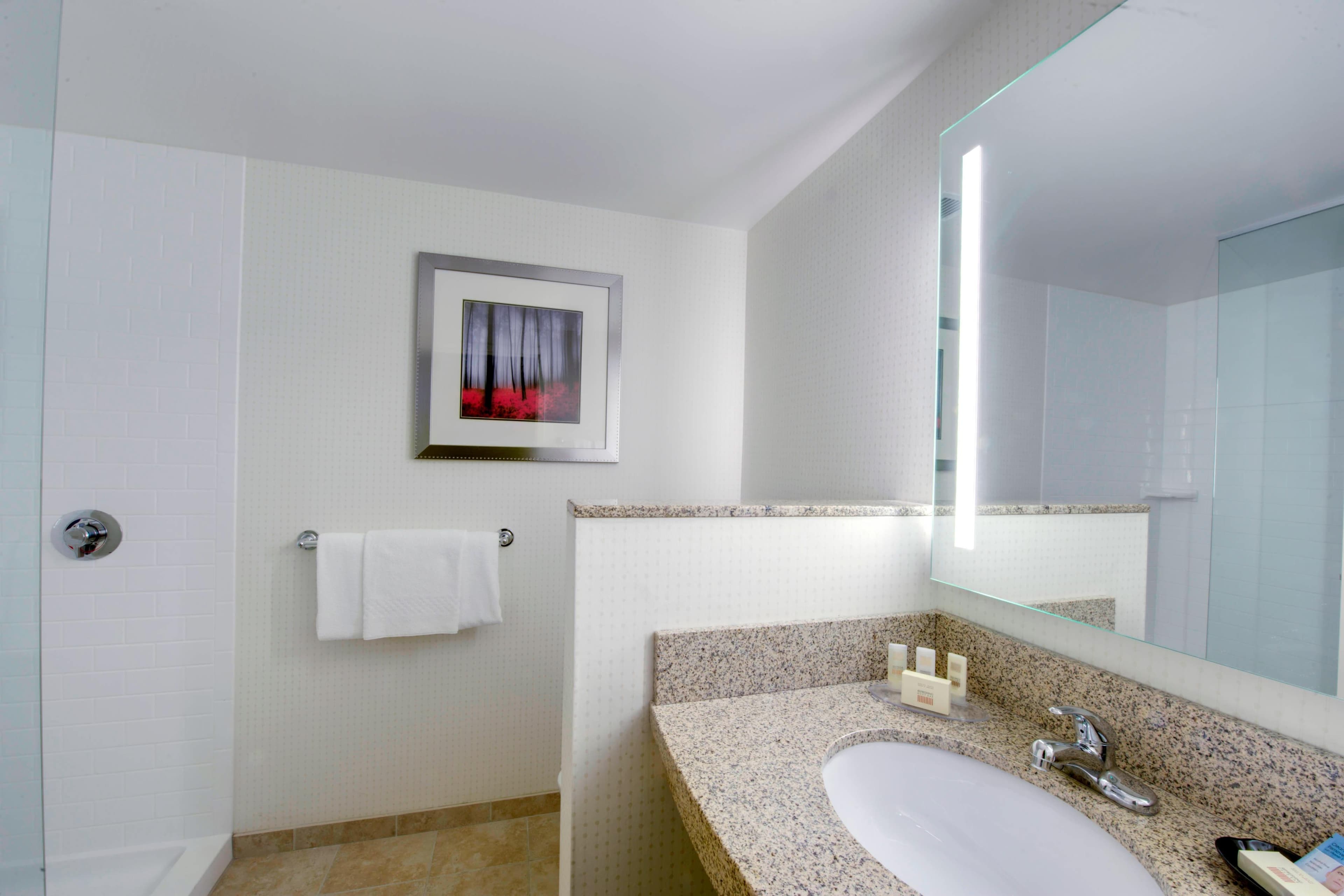 Courtyard Keene Downtown