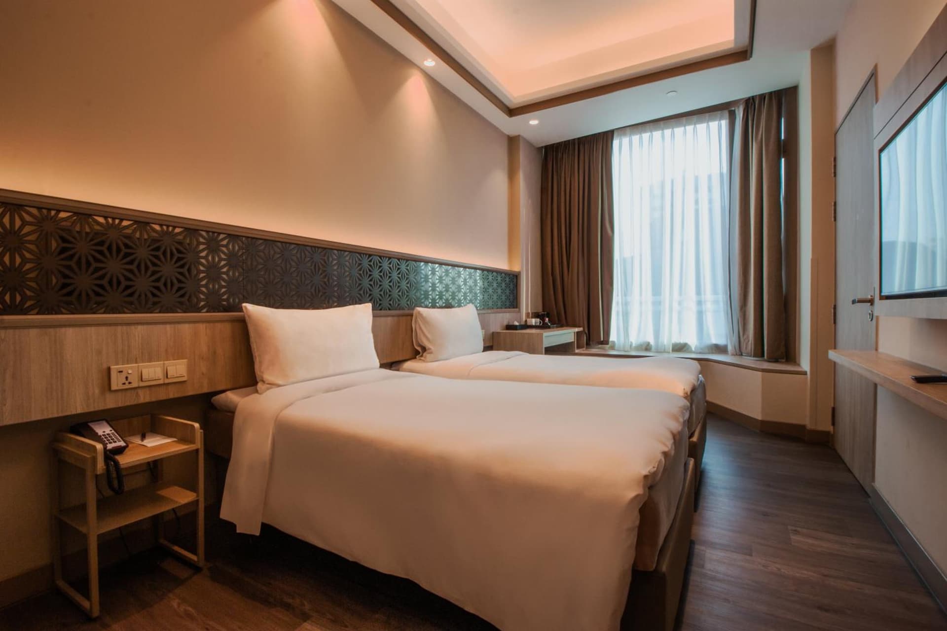 Aqueen Prestige Hotel Jalan Besar