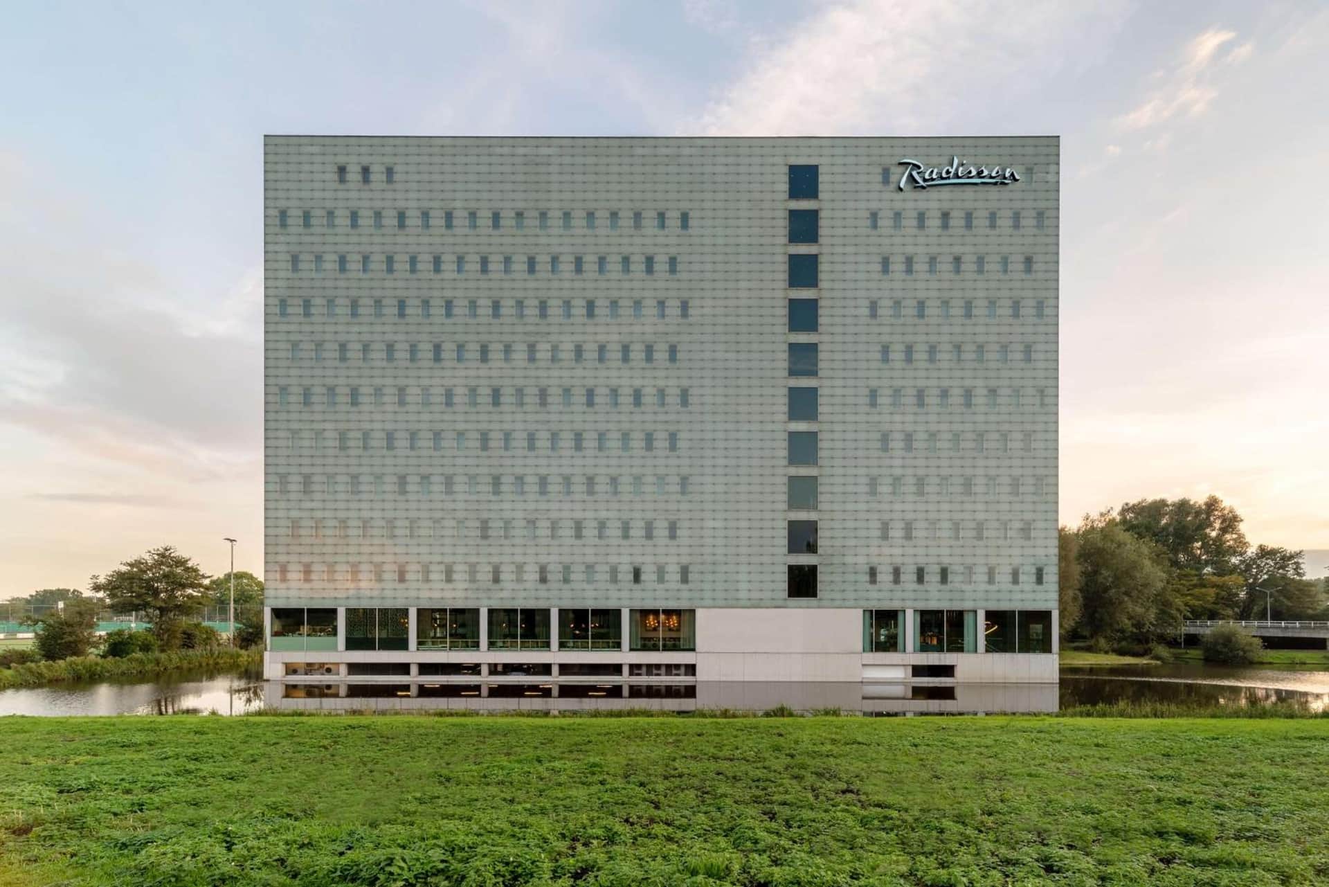 Radisson Hotel & Suites Amsterdam South
